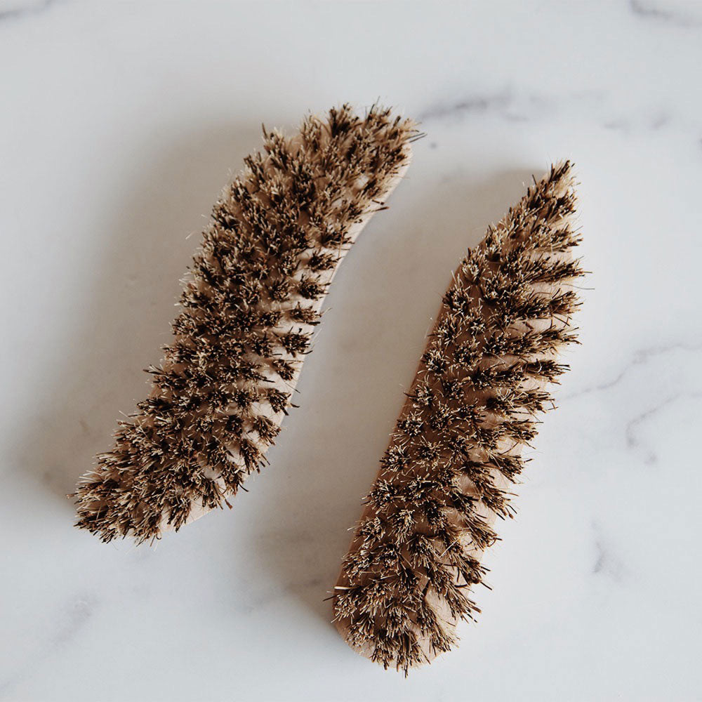 Natural Wooden Scrubbing Brush for Kitchen & Bathroom - Eco-Friendly Cleaning Brush for Dishes, Pots, and Tiles - Perfect for Daily Household Cleaning
