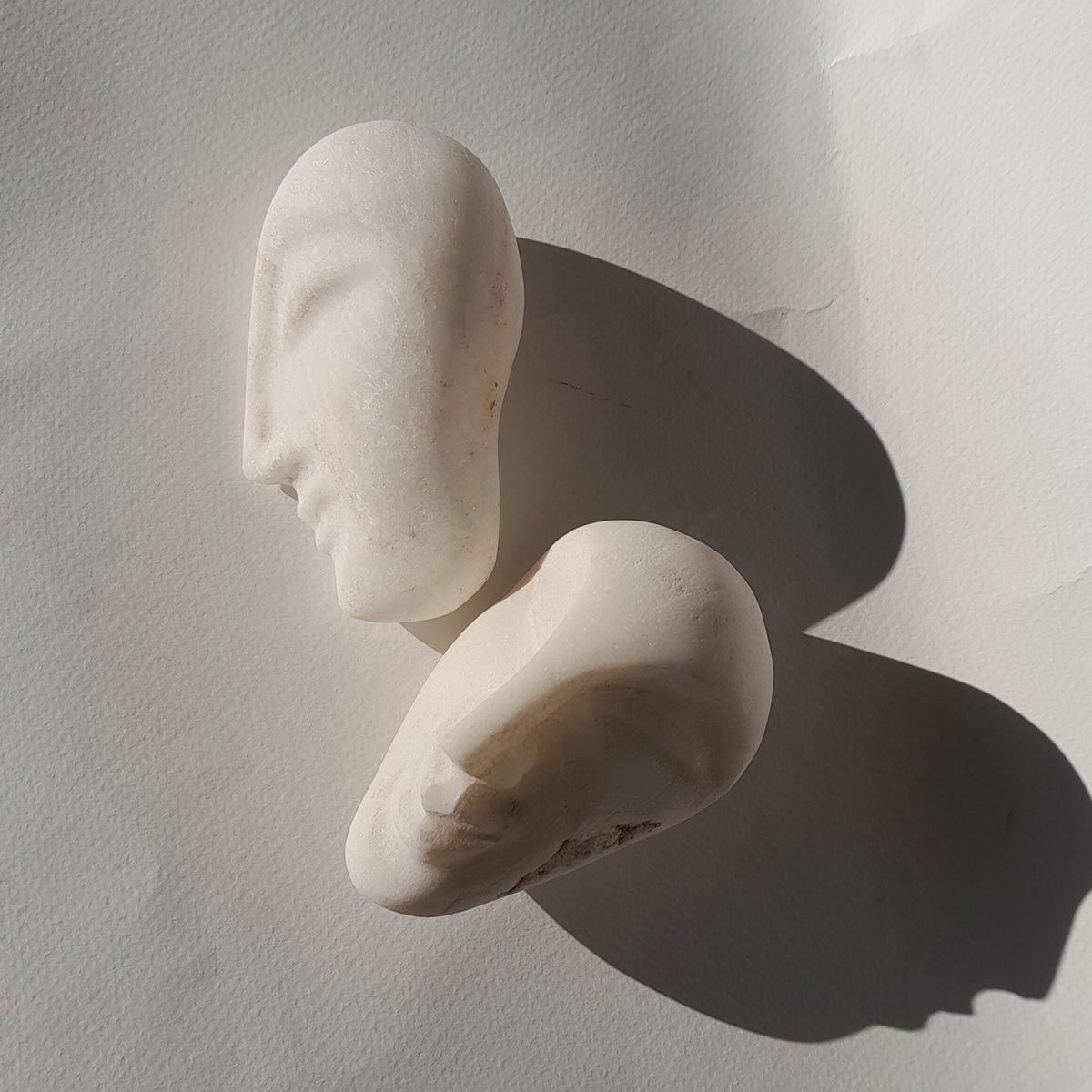 Testolina1 Alabaster Marble Sculpture - Handcrafted Statue for Home Decor, Office, and Garden | Elegant Art Piece for Interior Design & Gifts