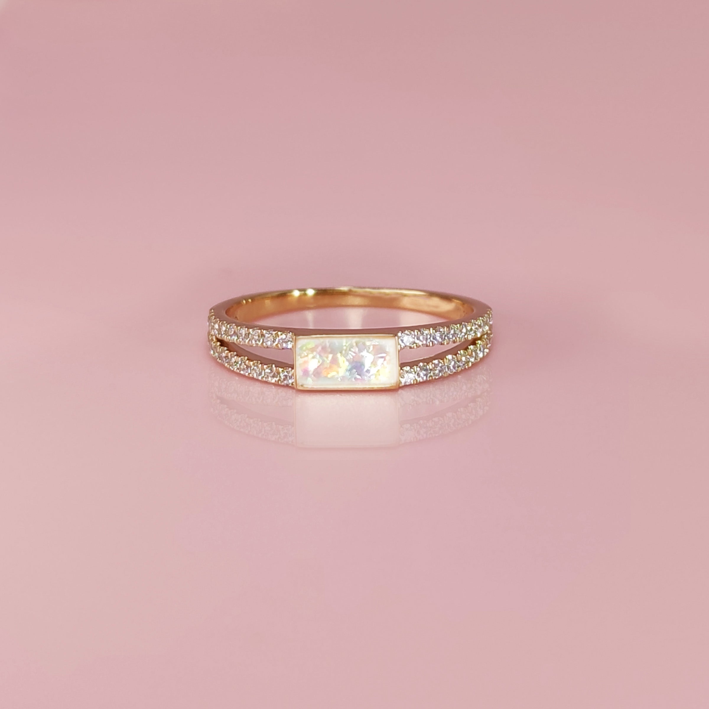 Sacred Bond Memorial Ashes Ring - Keepsake Jewelry for Loved Ones | Perfect for Remembrance, Funeral, and Memorial Ceremonies