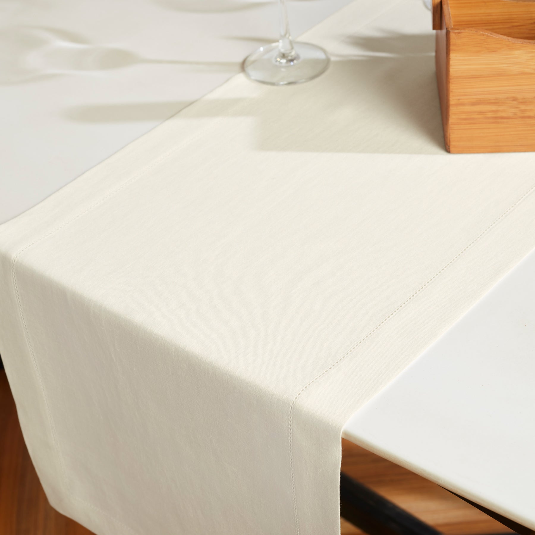 Sonoma Hemstitch Table Runner - Elegant Linen Table Decor for Dining & Special Occasions | Perfect for Weddings, Holidays & Home Decor