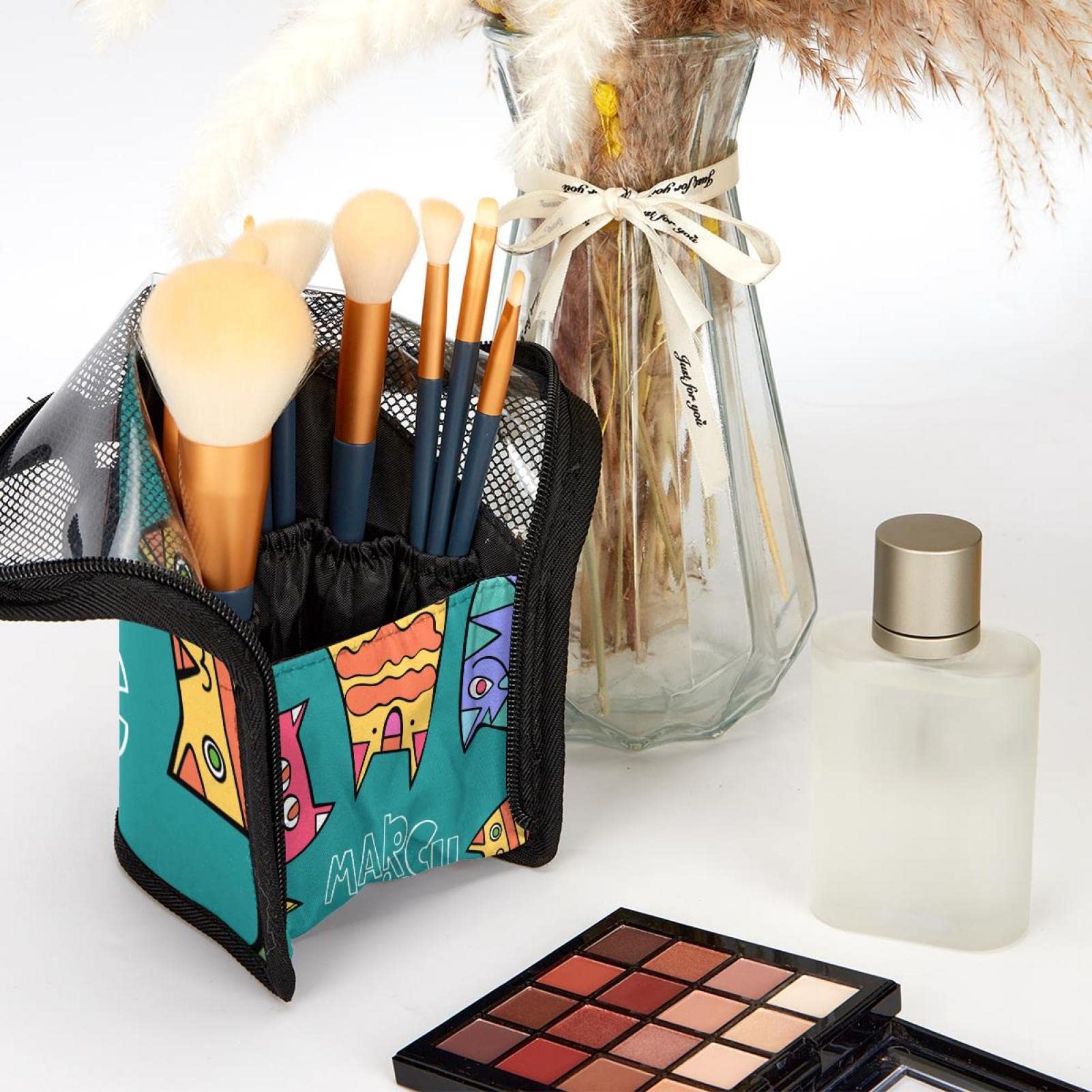 Portable Makeup Brush Organizer Bag with 12 Brushes - Cute Cat Monster Design, Travel Cosmetic Brush Holder Case for Professional Makeup Artists & Beauty Enthusiasts
