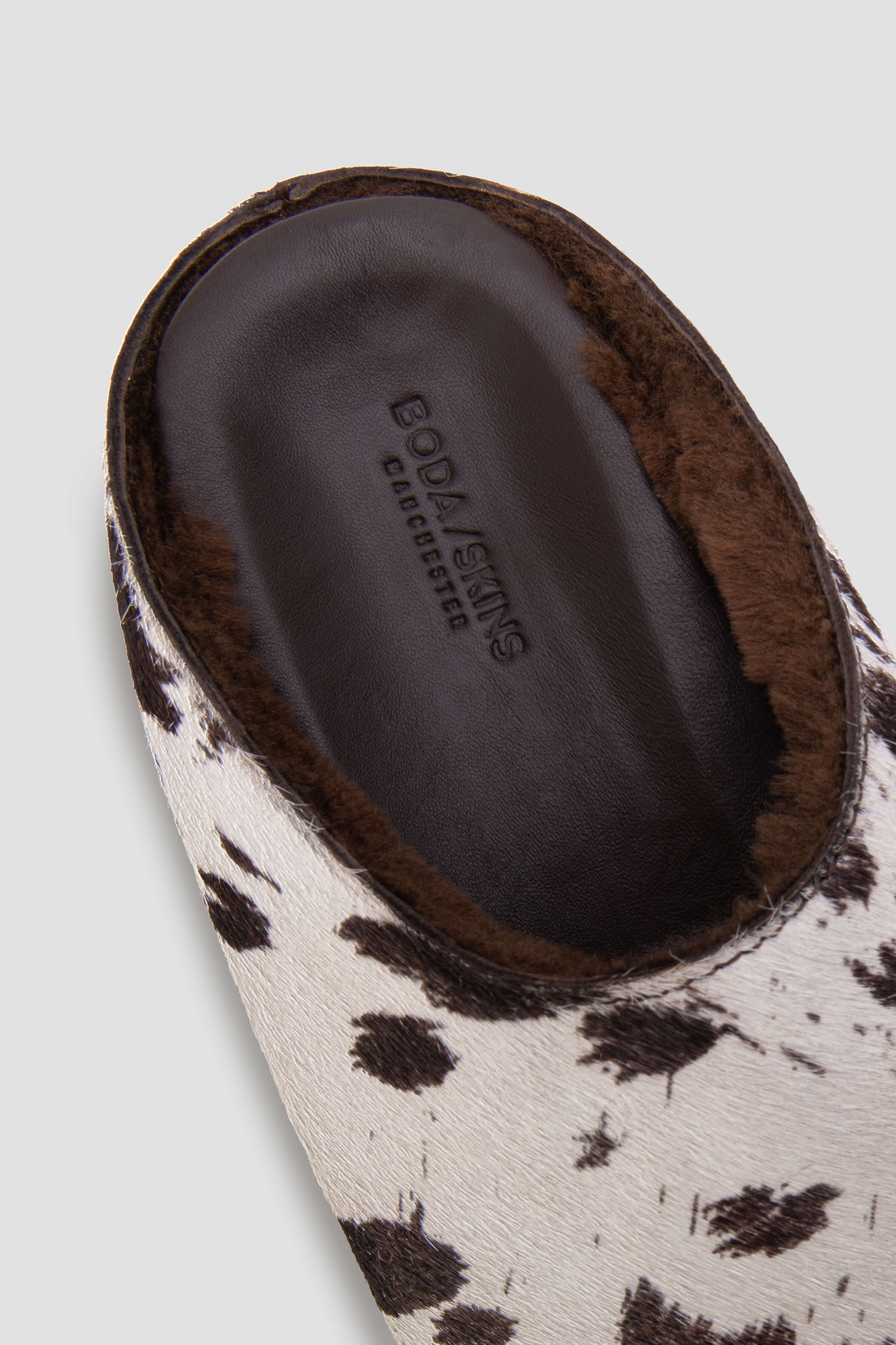 Luxury Cowhide Shearling Mules for Women - Soft & Warm Winter House Slippers - Cozy Indoor/Outdoor Slides for Home, Office & Travel
