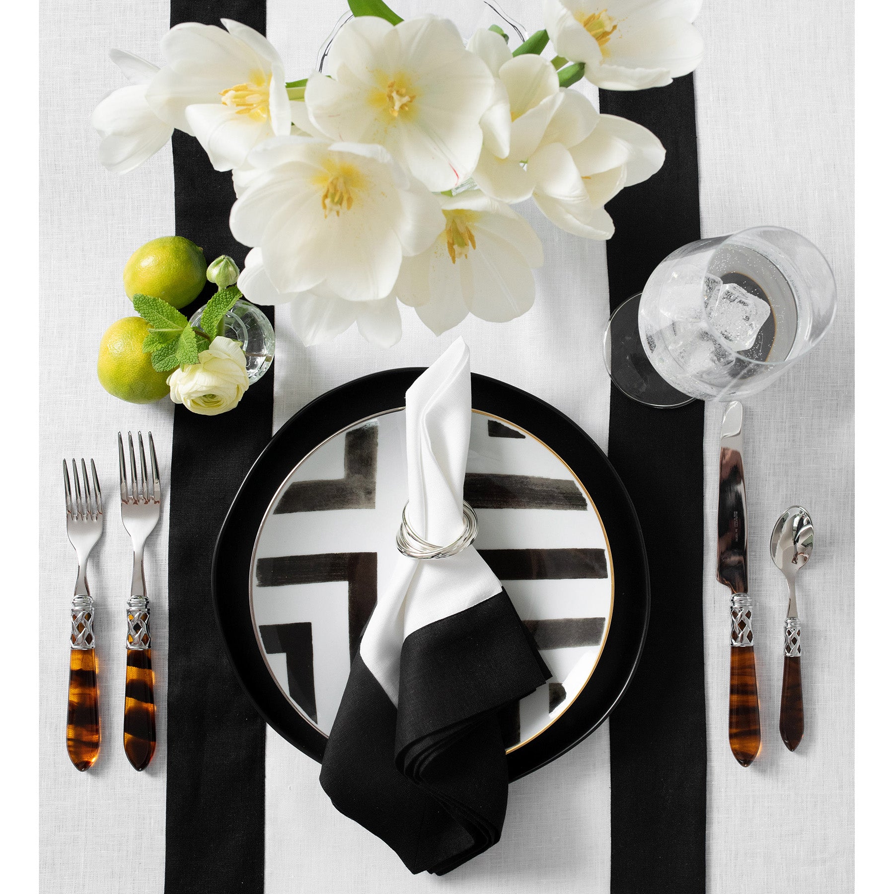 Stylish Contempo Table Runner for Dining & Decor - Elegant Home Tablecloth for Parties, Weddings & Holidays