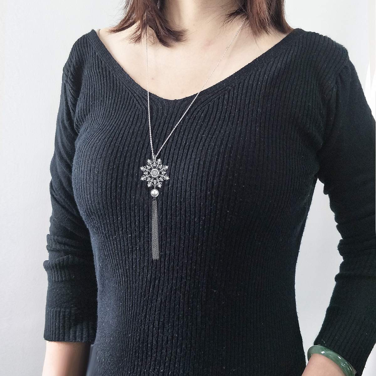 DAOCHONG S925 Sterling Silver Snowflake Necklace, Earrings, Bracelet & Ring Jewelry Set for Women - Perfect for Christmas Gifts, Winter Parties & Anniversary Celebrations