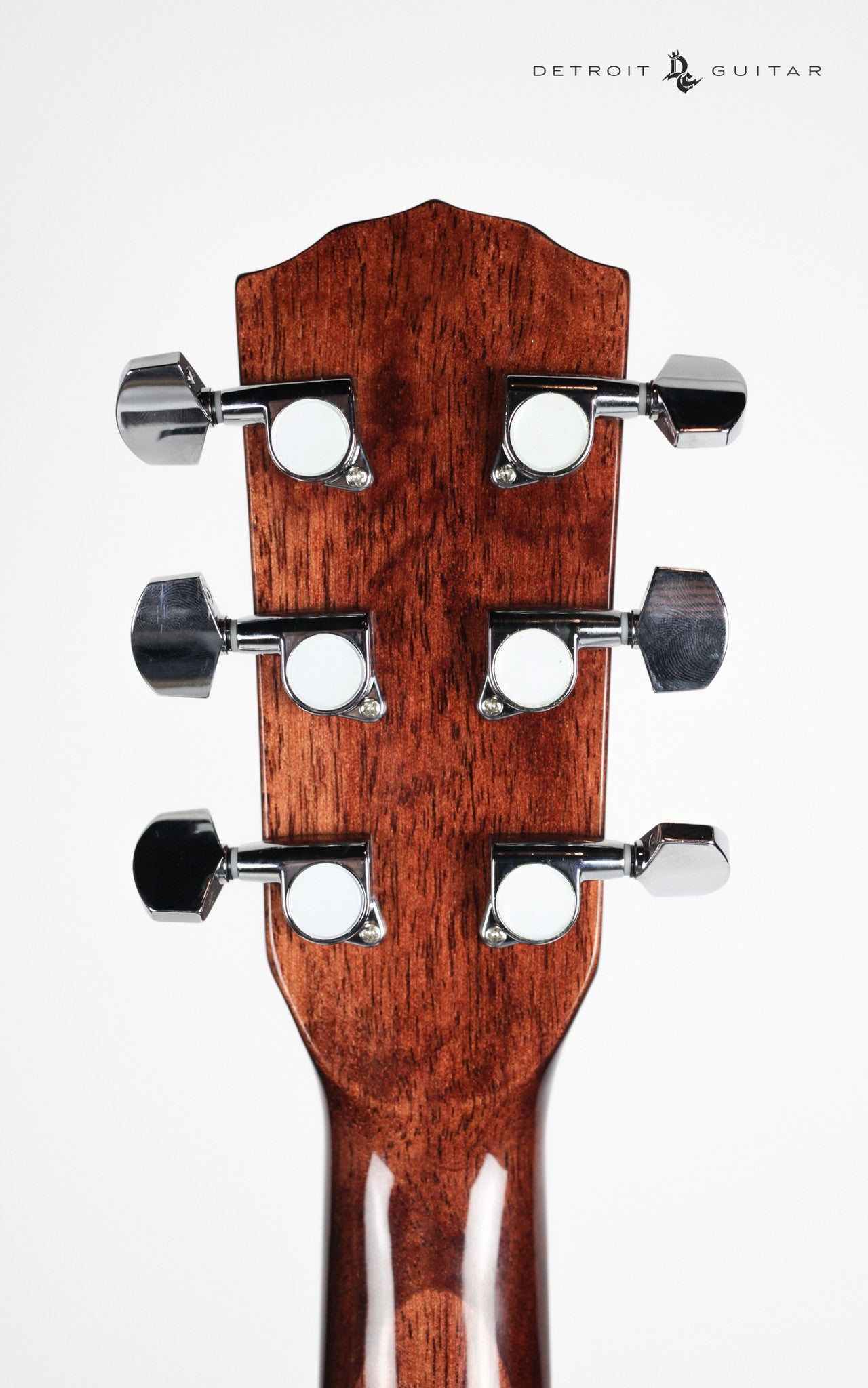 Fender CC-60SCE Acoustic-Electric Guitar - Natural Finish | Perfect for Beginners, Performances & Recording Studios