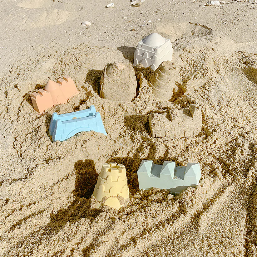 Premium Silicone Sand Castle Mould Set - 12 Piece Beach Toy Kit for Kids, BPA-Free & Durable - Perfect for Beach Parties, Sand Play & Summer Outdoor Activities