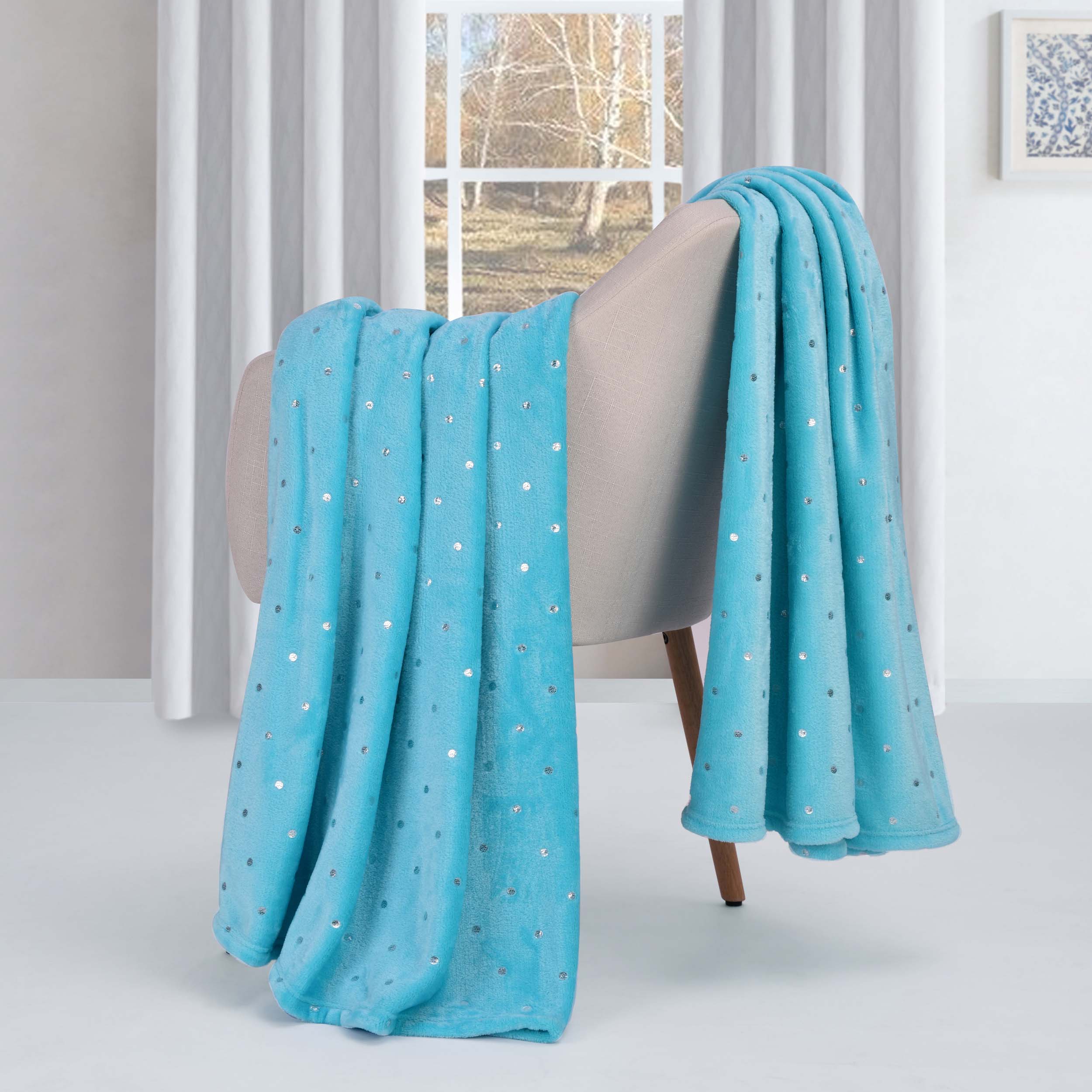CozySoft Fleece Plush Blanket - Medium Weight, Ultra Soft & Fluffy - Perfect for Sofa, Bed, Couch & Home Decor - Warm Throw Blanket for Winter, Gifts & Cozy Nights