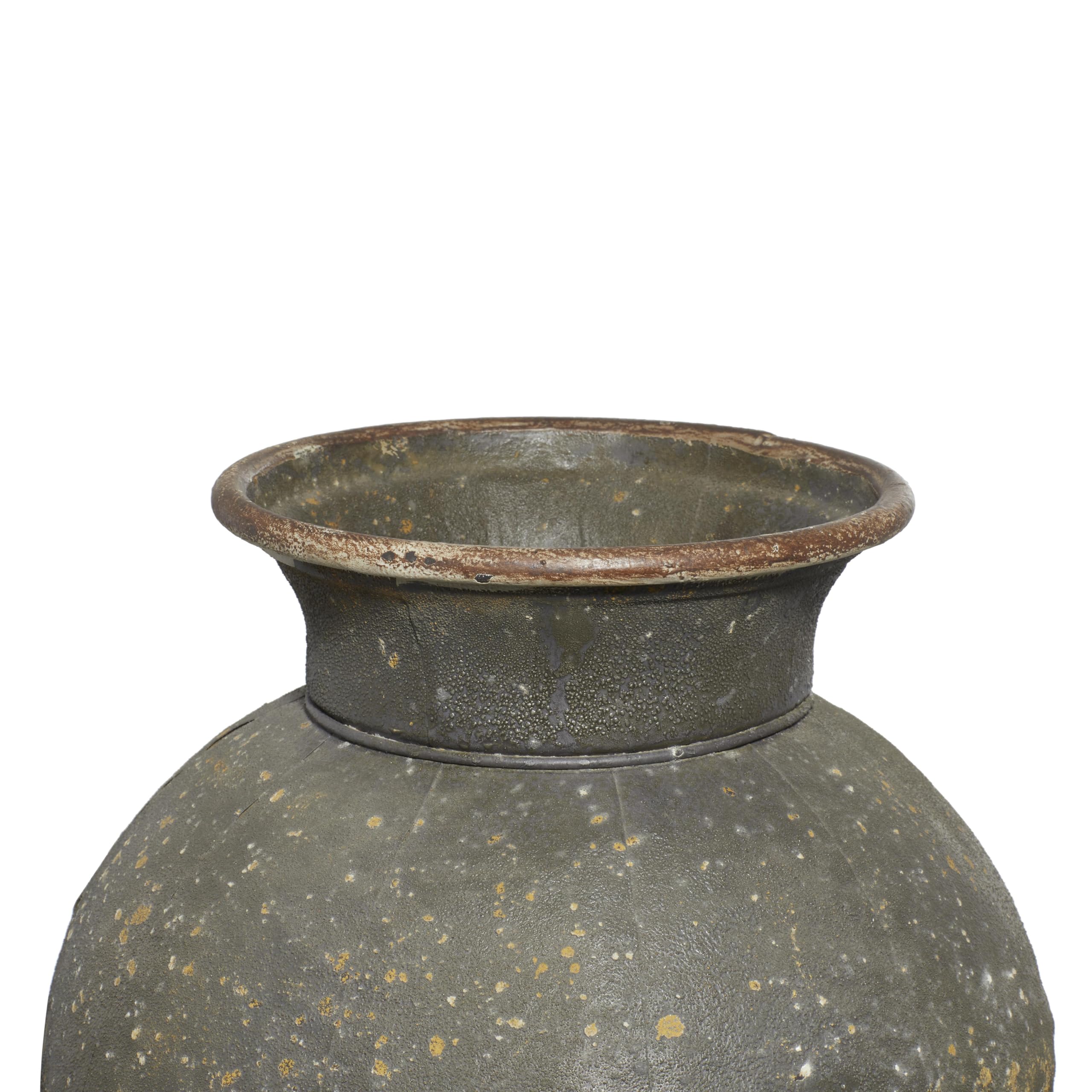 Deco 79 Rustic Metal Vase Set of 3 - Distressed Brown Centerpiece Vases with Rivet Details (37