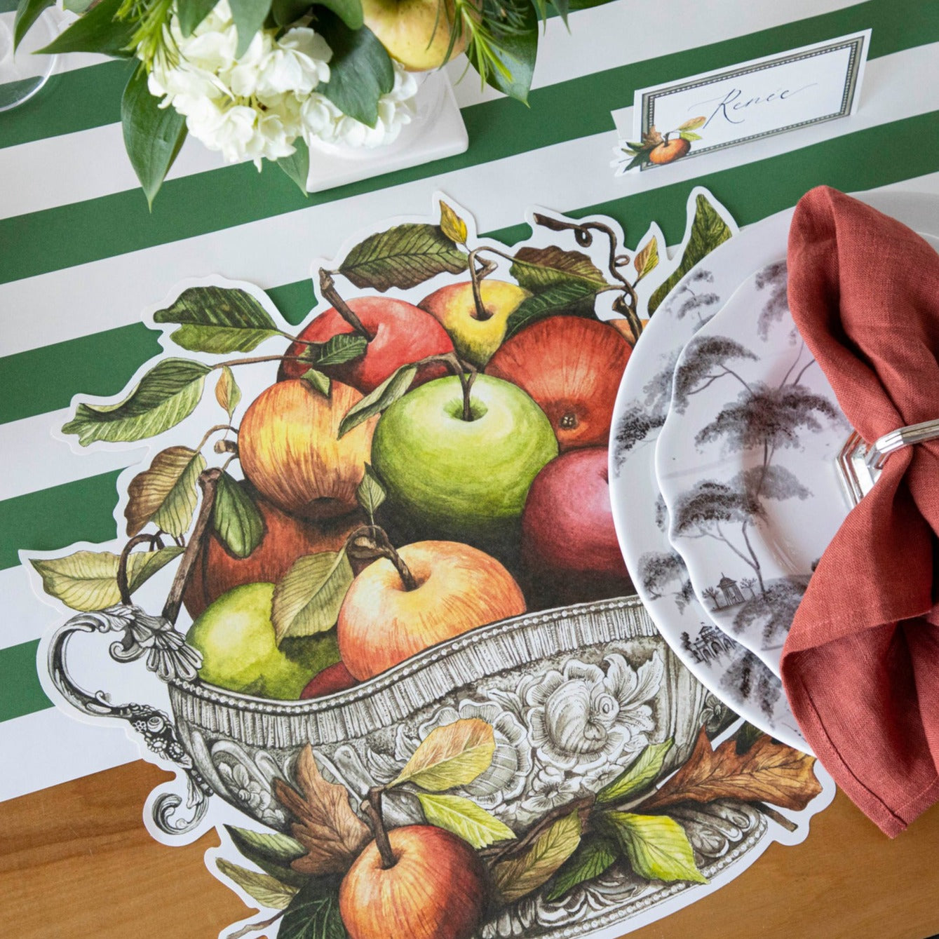 Premium Die-Cut Apple Arrangement Placemat - Elegant Table Decor for Fall, Thanksgiving & Holiday Dining - Perfect for Seasonal Centerpieces and Party Table Settings