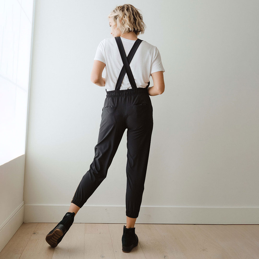 Black Classic Overalls Jumpsuit for Women & Men - Durable Denim Workwear Coveralls - Perfect for Farming, Construction & DIY Projects