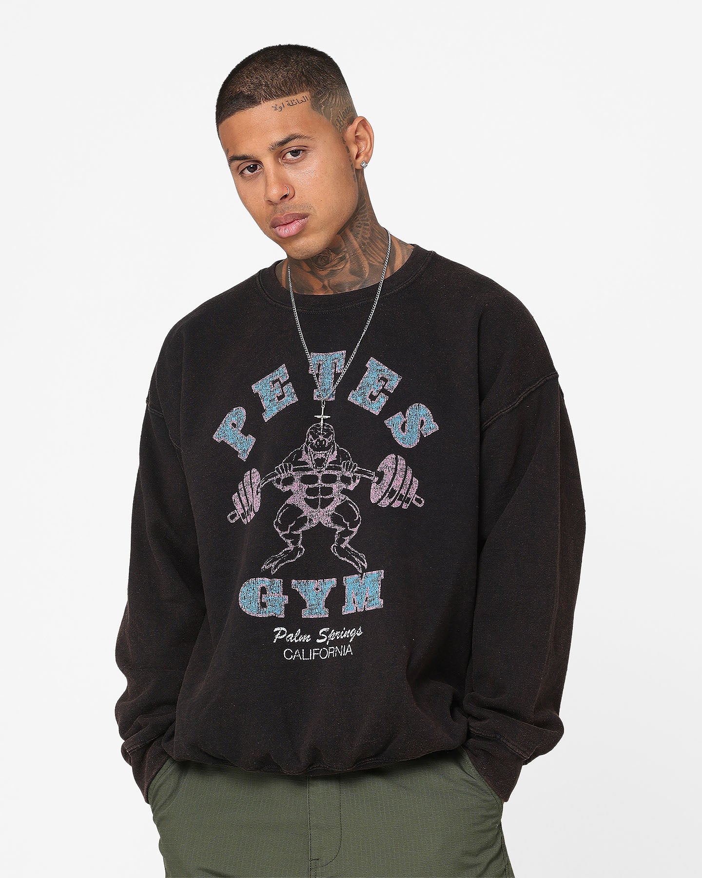 Vintage Pete's Gym Crewneck Sweatshirt - Black Retro Workout & Streetwear Style for Men & Women - Perfect for Gym, Casual Wear & 90s Fashion