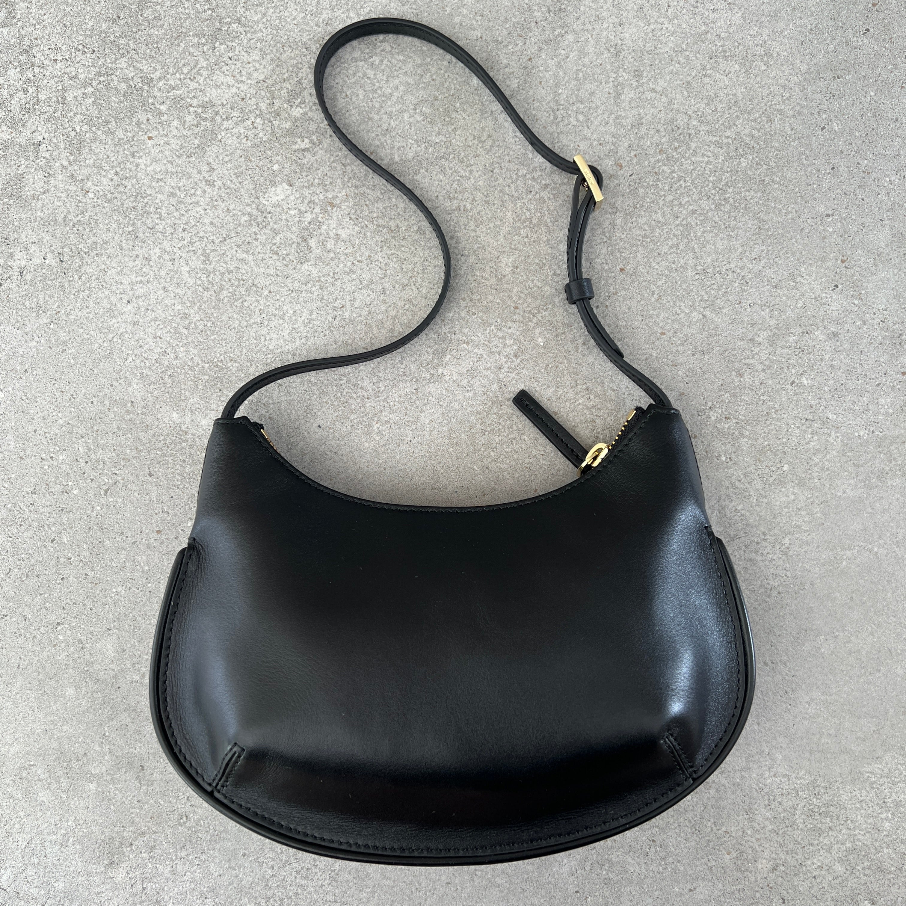 Ilda Hobo Handbag - Stylish Black Leather Shoulder Bag for Women | Perfect for Work, Travel & Everyday Use