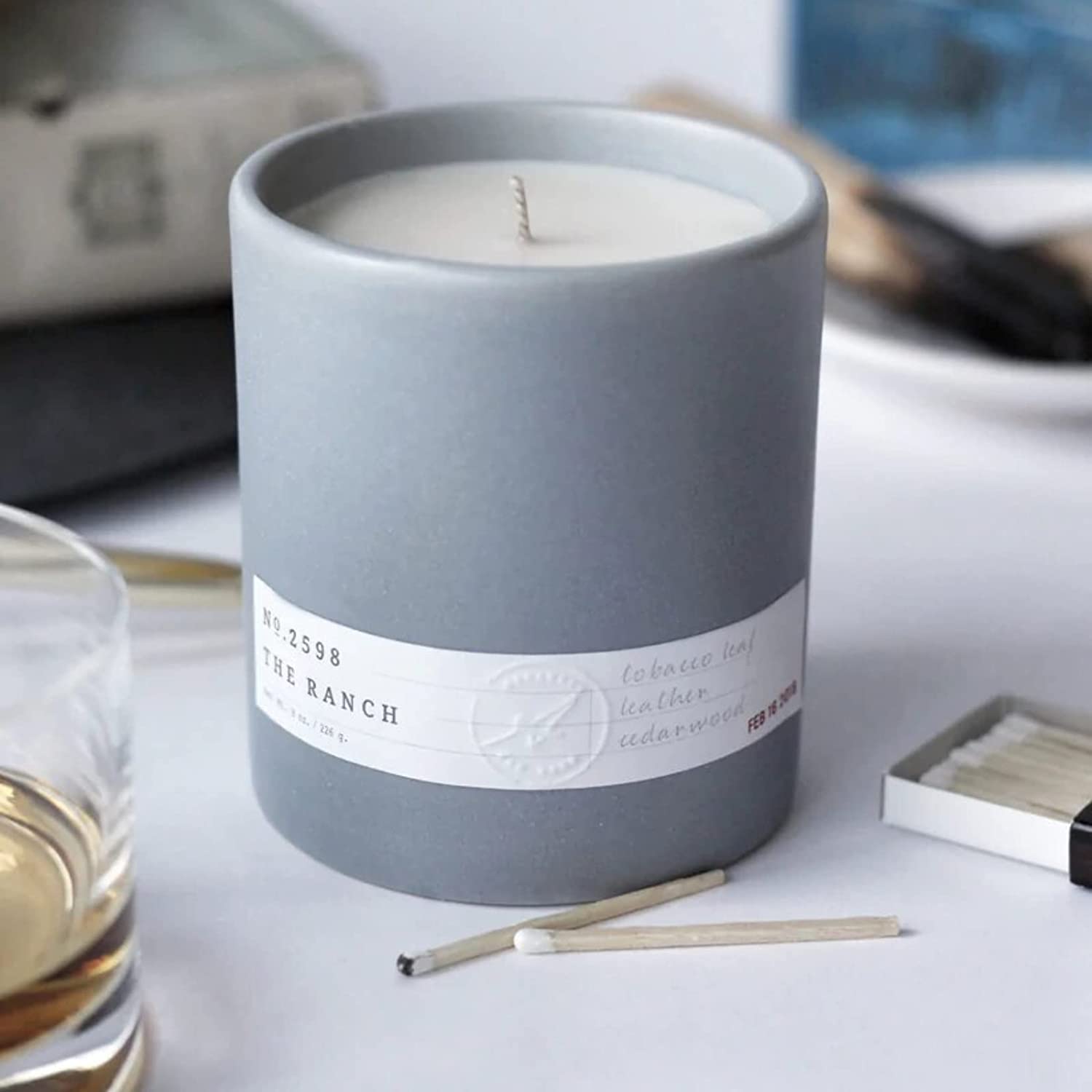 Aerangis Candle The Ranch - Long Lasting Aromatherapy Scented Candle with 50 Hour Burn Time, Notes of Tobacco, Leather, Cypress, Pepper, Patchouli & Sandalwood - Home Fragrance Decor Gift for Relaxation, Meditation & Romantic Ambiance (No.2598)