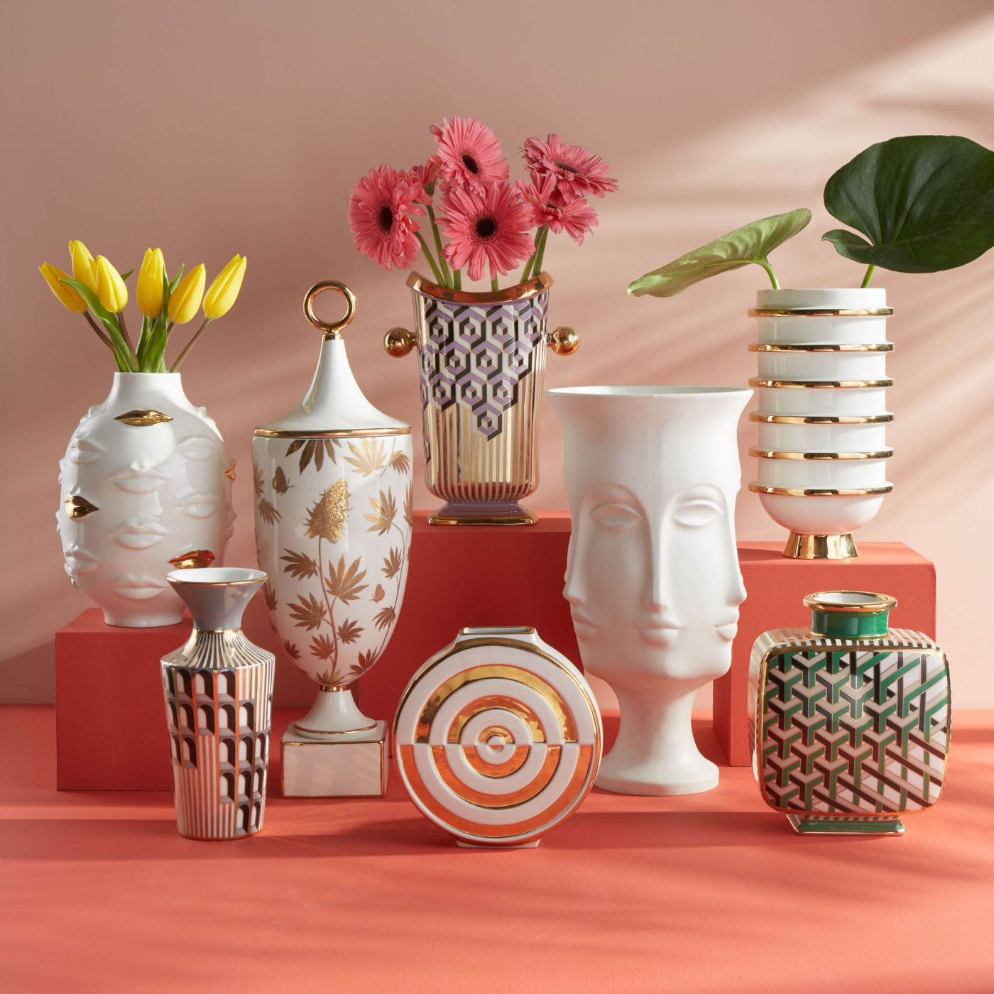 Dora Maar Urn - Elegant Memorial Urn for Ashes - Perfect for Home Memorials, Funeral Services & Cremation Ceremonies