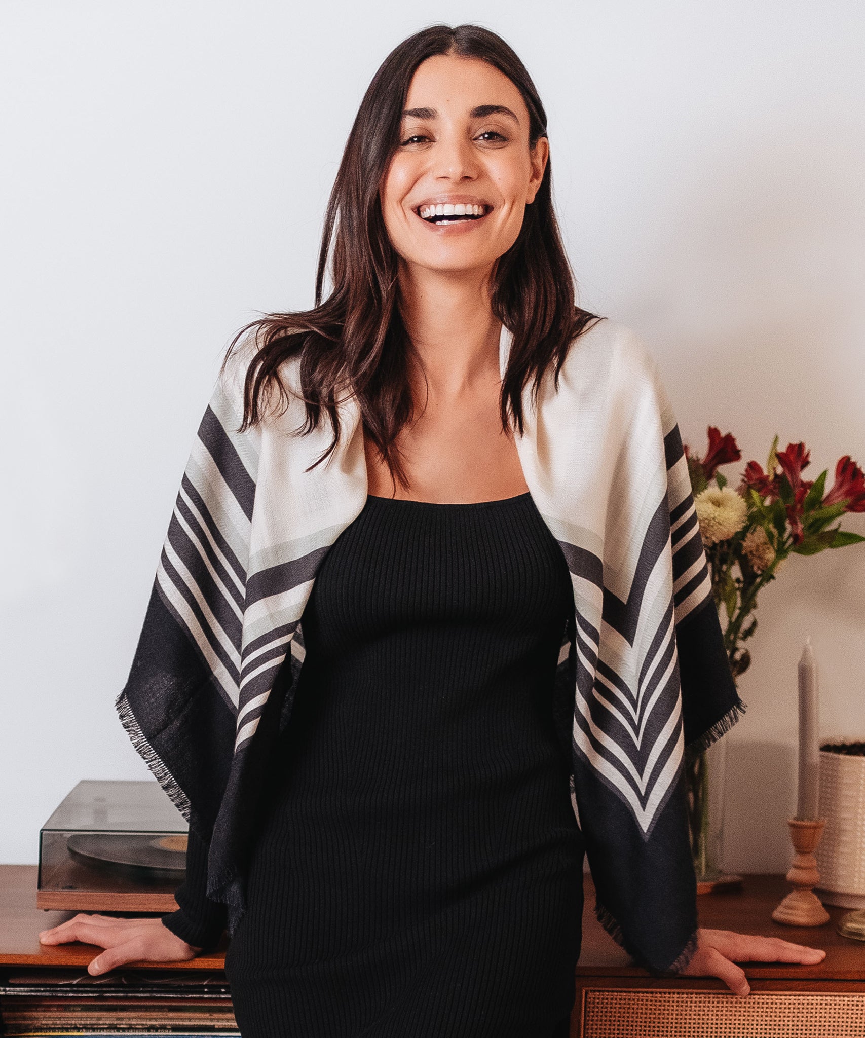 Hollywood Square 42 Wool Silk Scarf - Luxury Winter Fashion Accessory for Women, Soft & Warm Wrap Shawl - Perfect for Office, Travel and Special Occasions