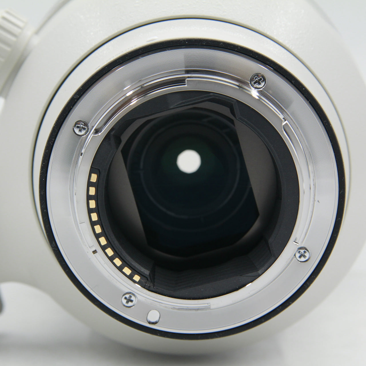 Open Box Excellent Condition Sony FE 100-400mm f/4.5-5.6 GM OSS Telephoto Zoom Lens for Wildlife & Sports Photography - Perfect for Outdoor Adventures, Bird Watching, and Action Shots