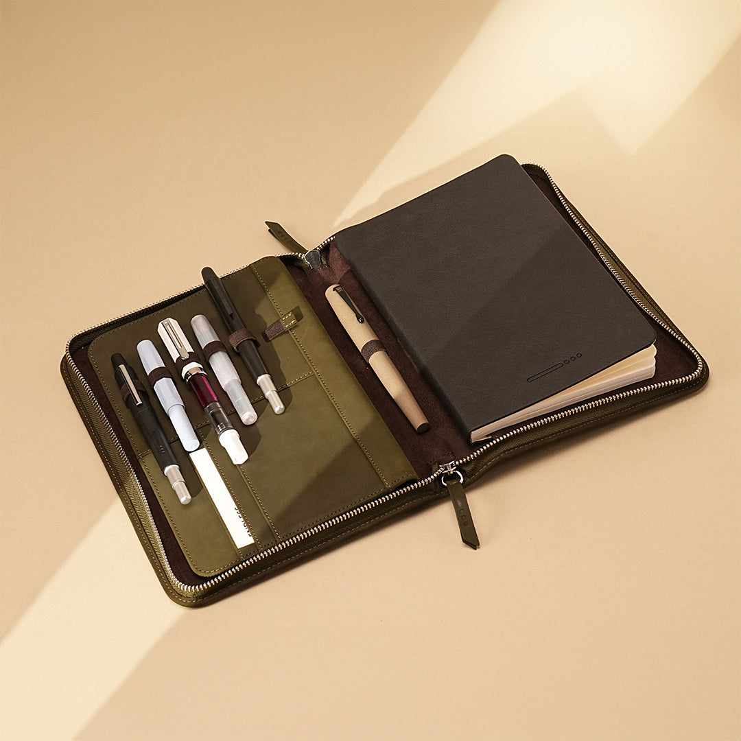 Premium A5 Green Leather Endless Folio - Perfect for Journaling, Note-Taking & Business Meetings | Durable Vegan Leather Notebook Cover for Students & Professionals
