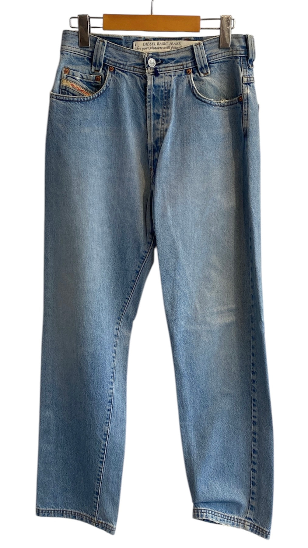 Diesel Straight Leg Denim Jeans for Men - Classic Comfortable & Stylish Casual Wear - Perfect for Everyday Outfits and Office Looks