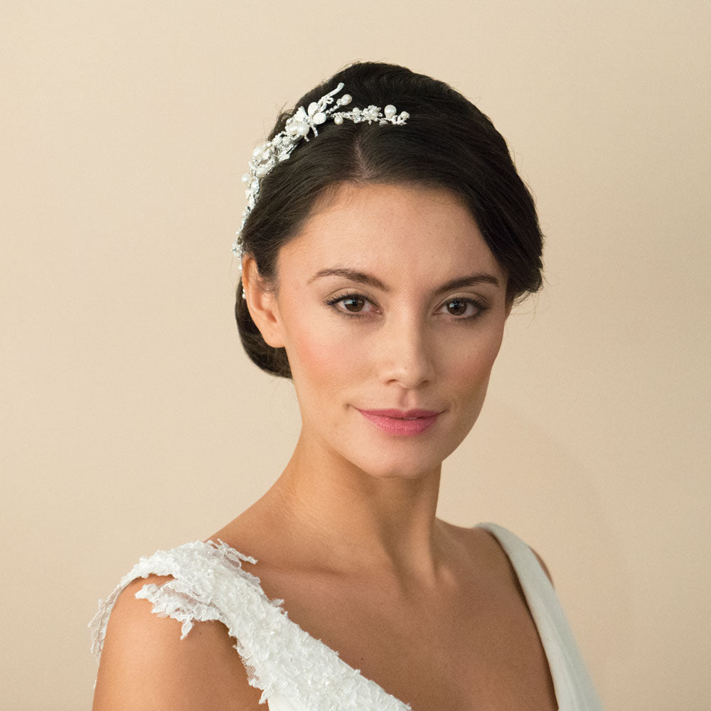 Elegant Silver Pearl Crescent Hair Comb for Women - Perfect for Weddings, Prom & Special Occasions
