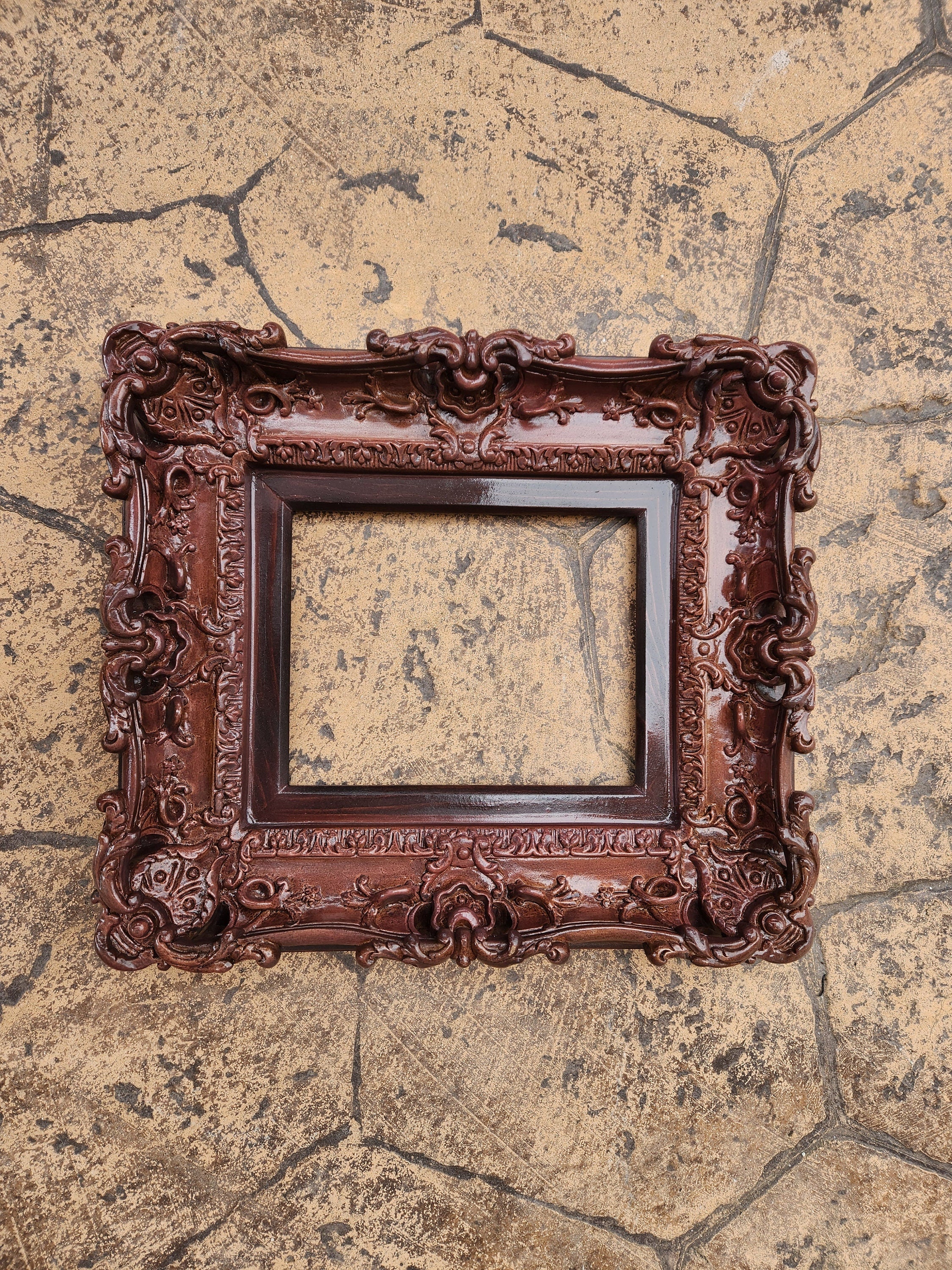 8x10 Original Baroque Fancy Picture Frame - Classic Gold Ornate Photo Frame for Wall Art, Family Portraits & Home Decor | Perfect for Living Room, Bedroom & Office Display