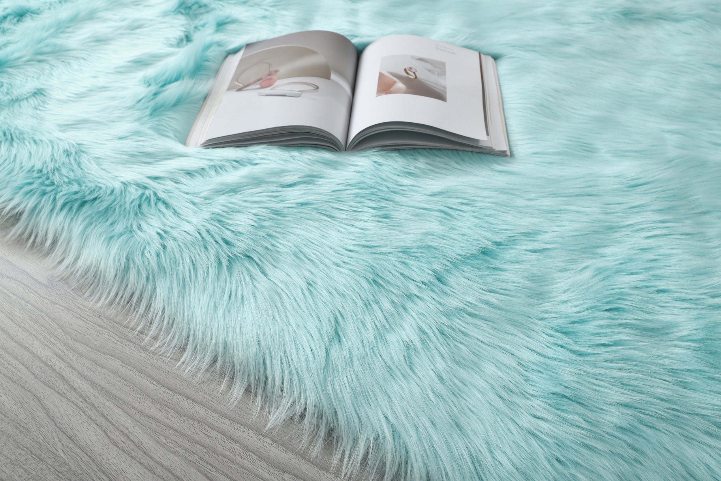 Ultra Soft Fluffy Faux Fur Sheepskin Area Rug - Cozy Home Decor for Living Room, Bedroom & Nursery - Machine Washable Shaggy Rug for Warmth and Comfort