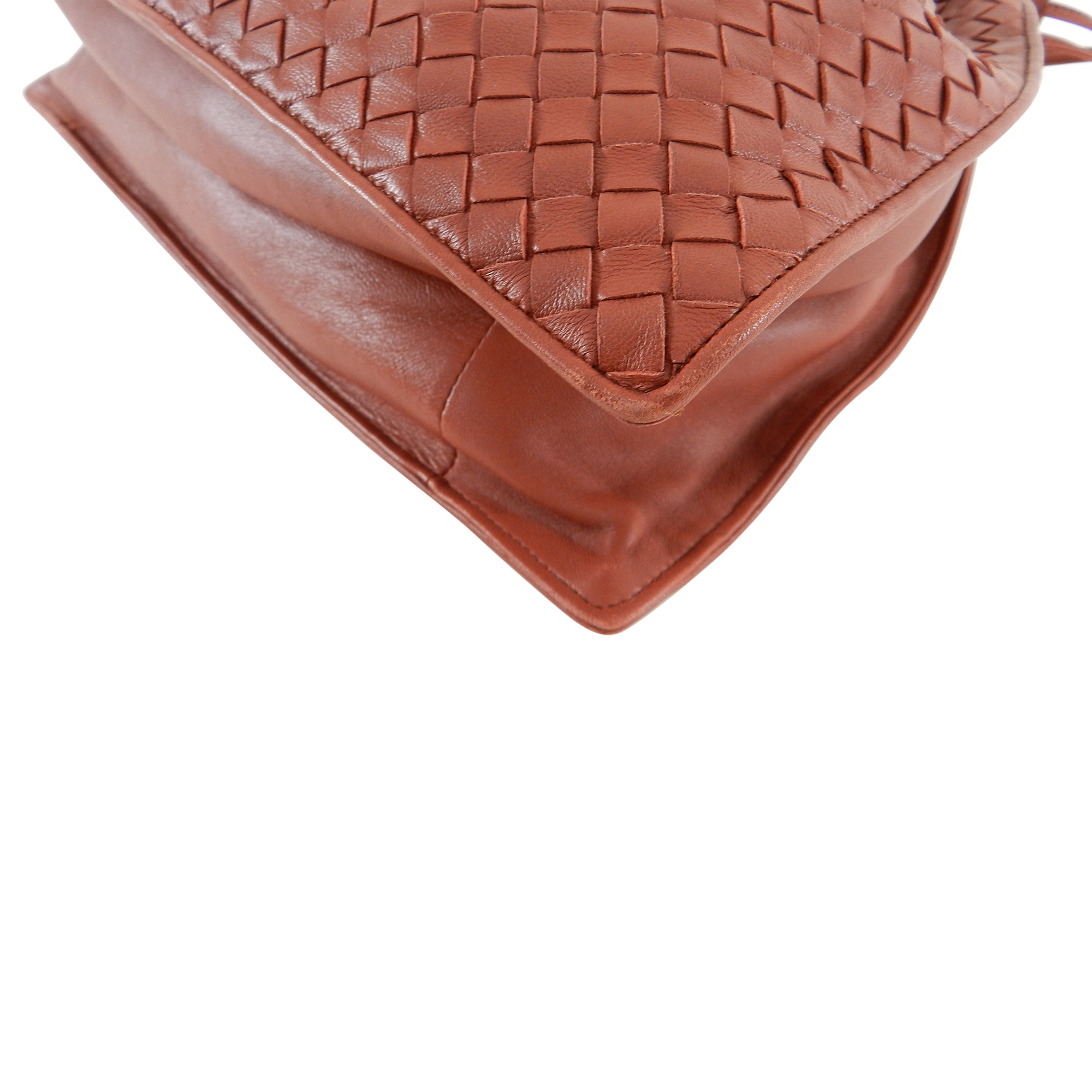 Bottega Veneta Brick Red Intrecciato Leather Drawstring Bag - Luxury Crossbody Purse for Women, Fashionable Shoulder Bag for Daily Use, Work & Travel Accessories