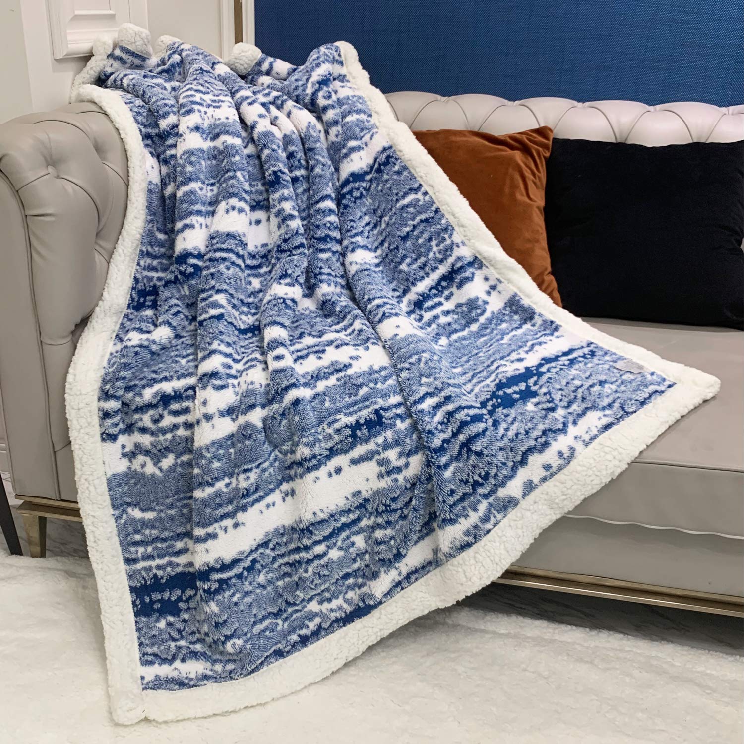 FANSIY Sherpa Fleece Blanket - Ultra Soft & Cozy Throw Blanket for Couch, Bed, Sofa - All Season Home Decor (60x80 Inches, Classic Blue) - Perfect for Living Room, Bedroom, Office & Travel