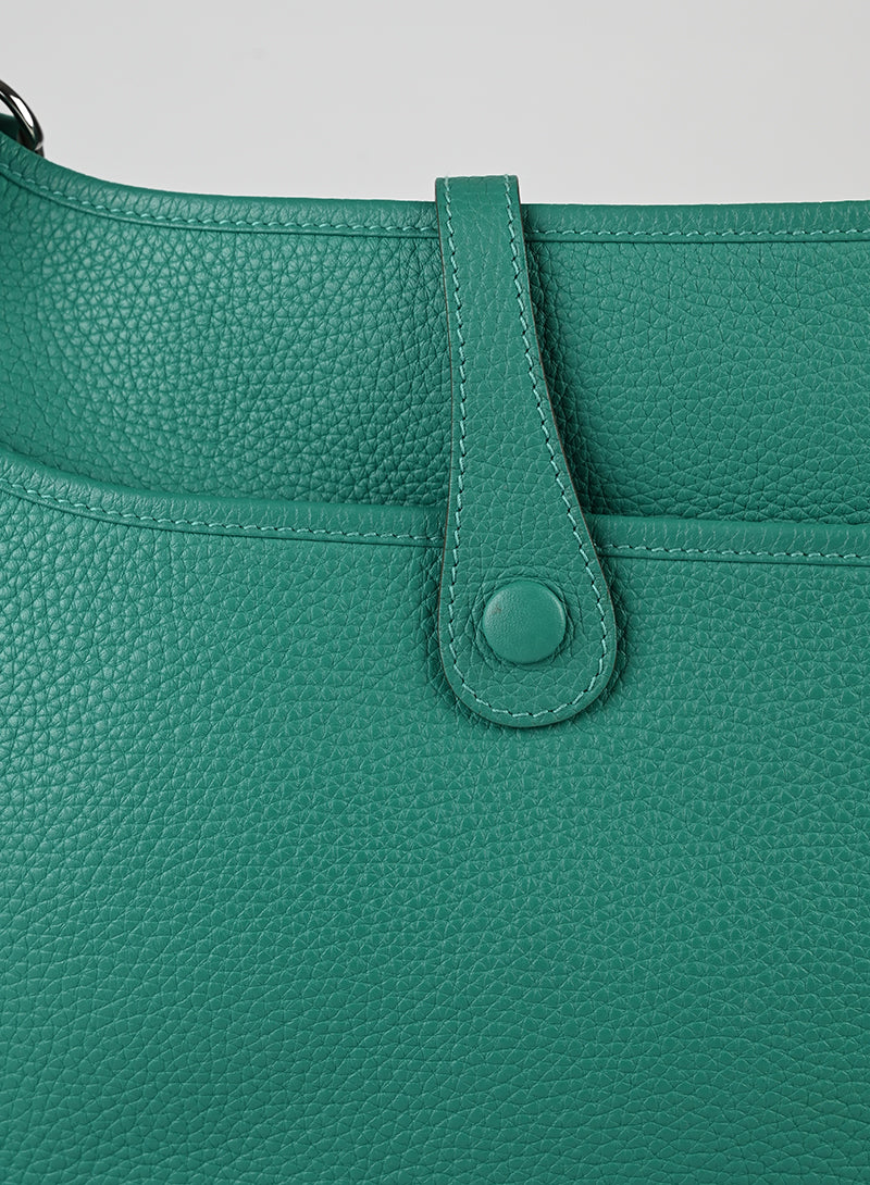 Hermès Evelyne 29 Leather Handbag in Green | Luxury Crossbody Bag for Women | Perfect for Work, Travel & Everyday Use
