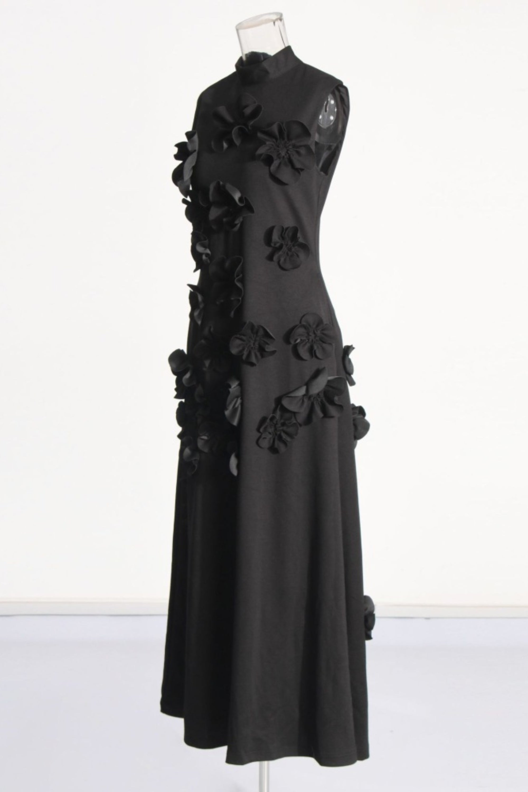 ANNONA Black Floral Embroidered Maxi Dress - Elegant Long Evening Gown for Weddings, Parties & Special Occasions