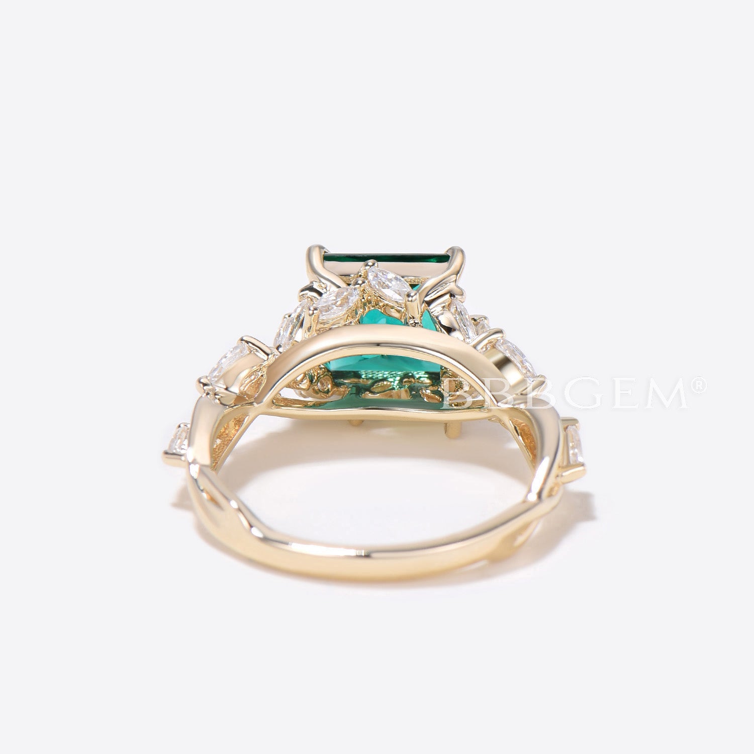 14K Gold Princess Cut Emerald and Marquise Diamond Engagement Ring for Women - Perfect for Proposals, Anniversaries, and Special Occasions
