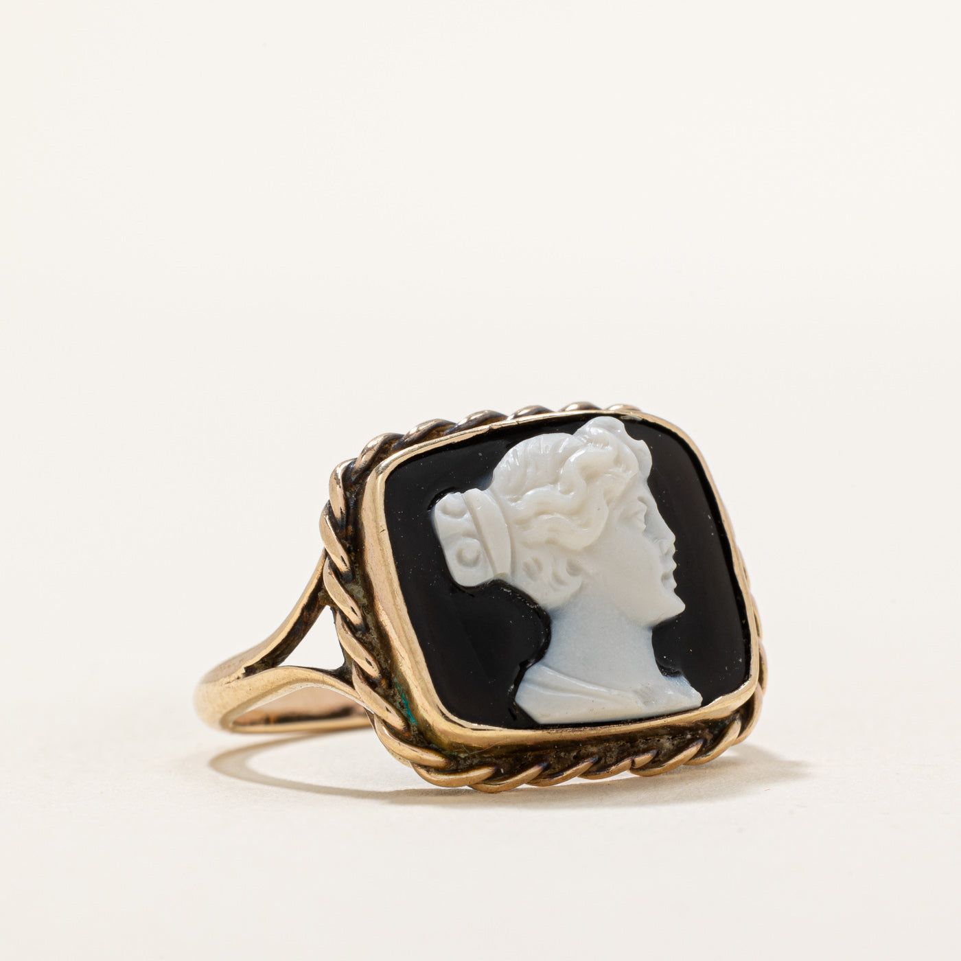 Antique Style Glass & Enamel Cameo Ring - 5.00 Carat Vintage Jewelry - Size 7.5 - Perfect for Victorian Costume, Bridal Accessories & Historical Reenactments