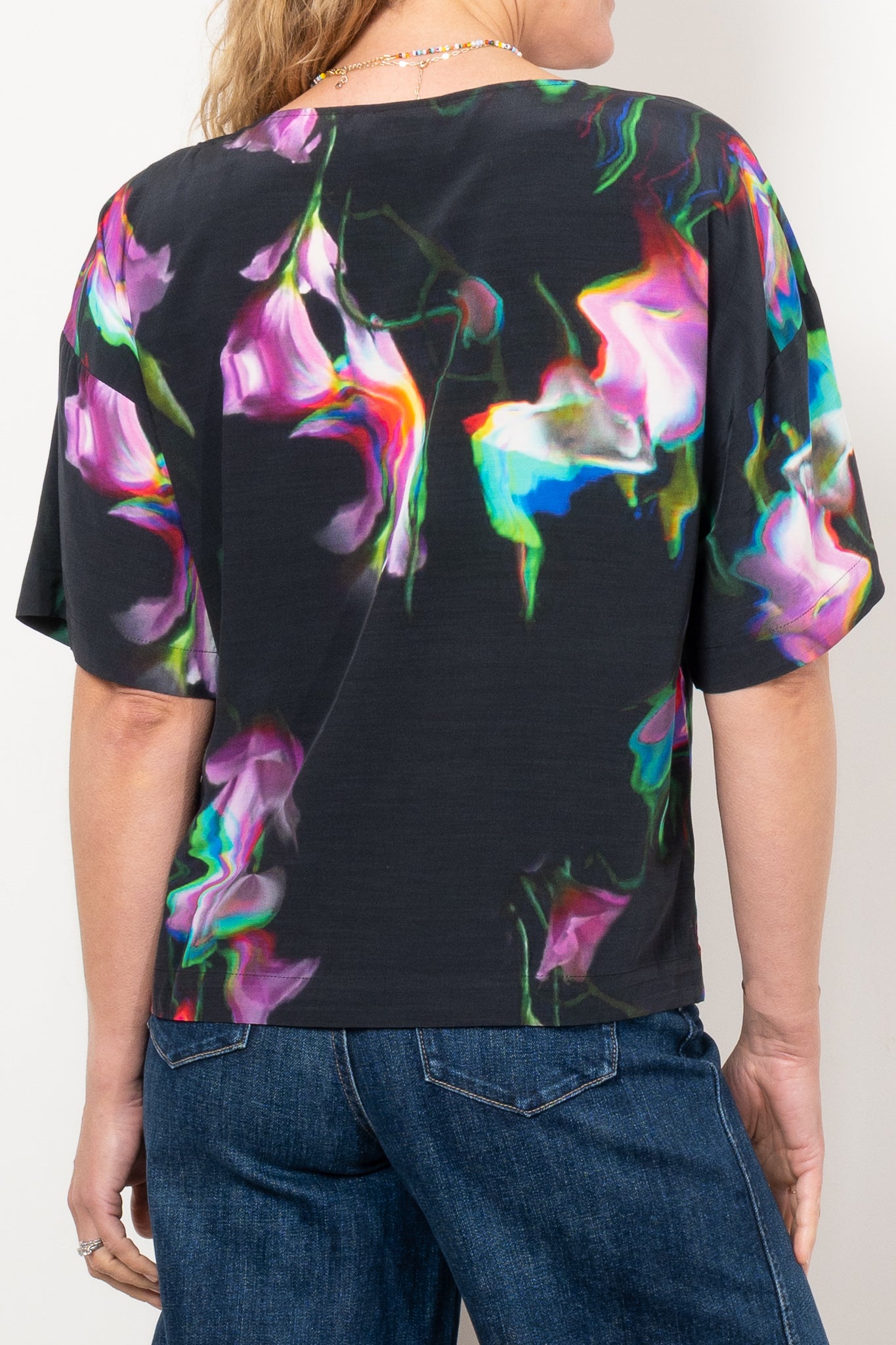 Elk Dela Top - Stylish Women's Blouse for Casual & Office Wear | Trendy & Comfortable Fashion Top for Everyday Outfits