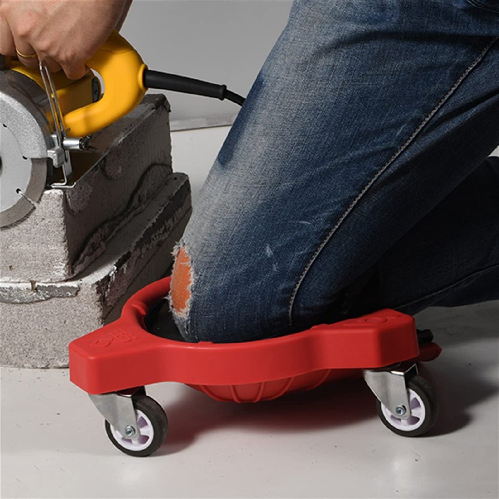 **Tile Vibrator Rolling Knee Pad with Built-in Wheels & Foam Padded Platform – Universal Kneeling Protection for Tile Tiling Machine – Ideal for Flooring, Construction & DIY Projects**