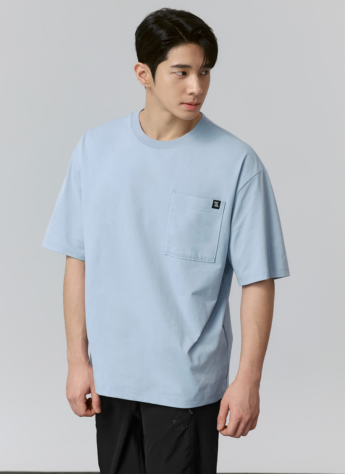Cool Breeze Oversized Pocket Short Sleeve T-Shirt for Men - Casual Summer Comfort Shirt for Beach, Lounge & Outdoor Activities