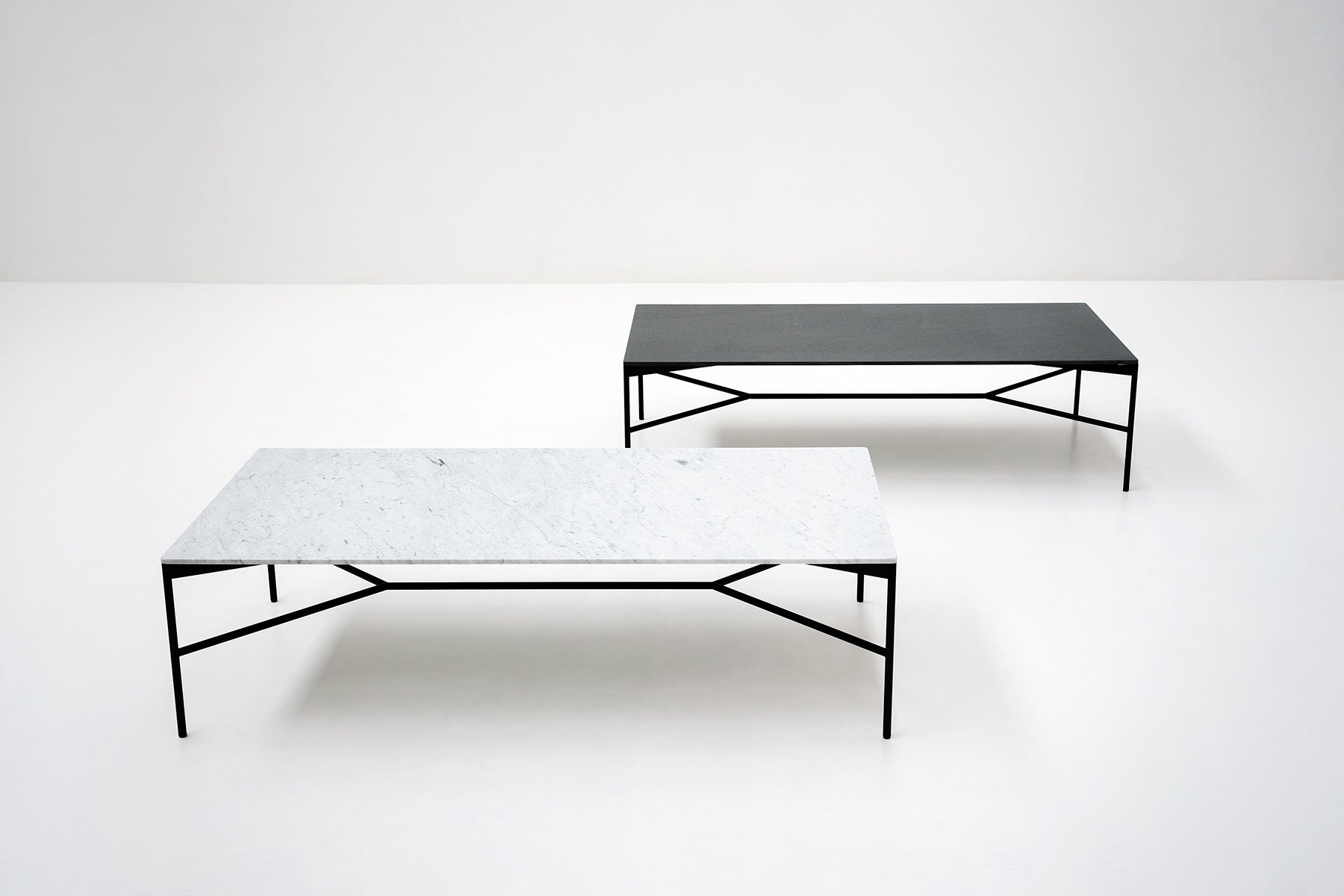 Tacchini Chillout Table - Modern Outdoor Coffee Table for Patio, Garden & Poolside - Durable Weather-Resistant Design - Perfect for Relaxing & Entertaining