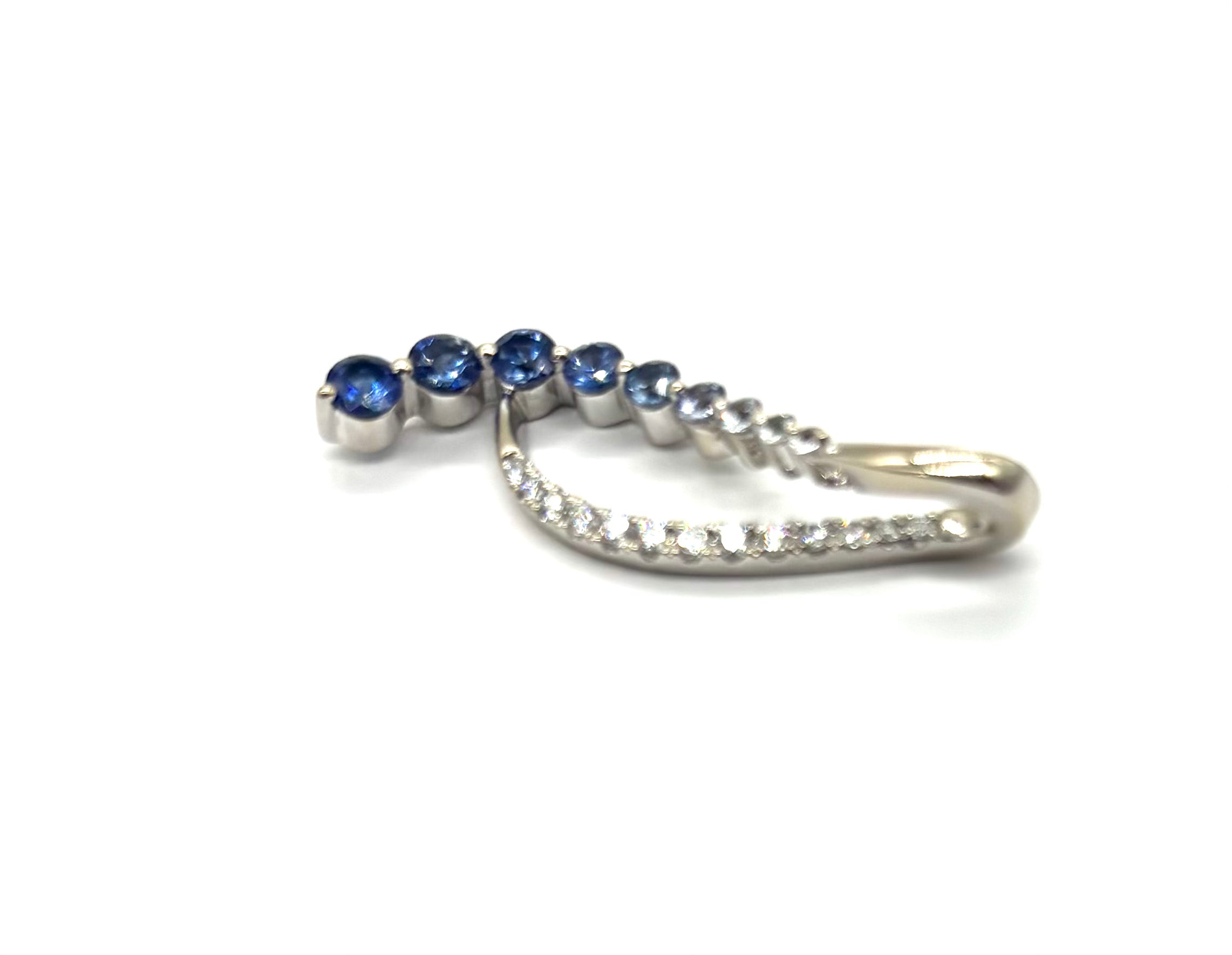Le Vian Sapphire and Diamond Ombré Pendant Necklace - 14K Gold Jewelry for Women, Elegant Blue Gemstone Gift for Birthday, Anniversary & Valentine's Day - Perfect for Evening Wear & Special Occasions