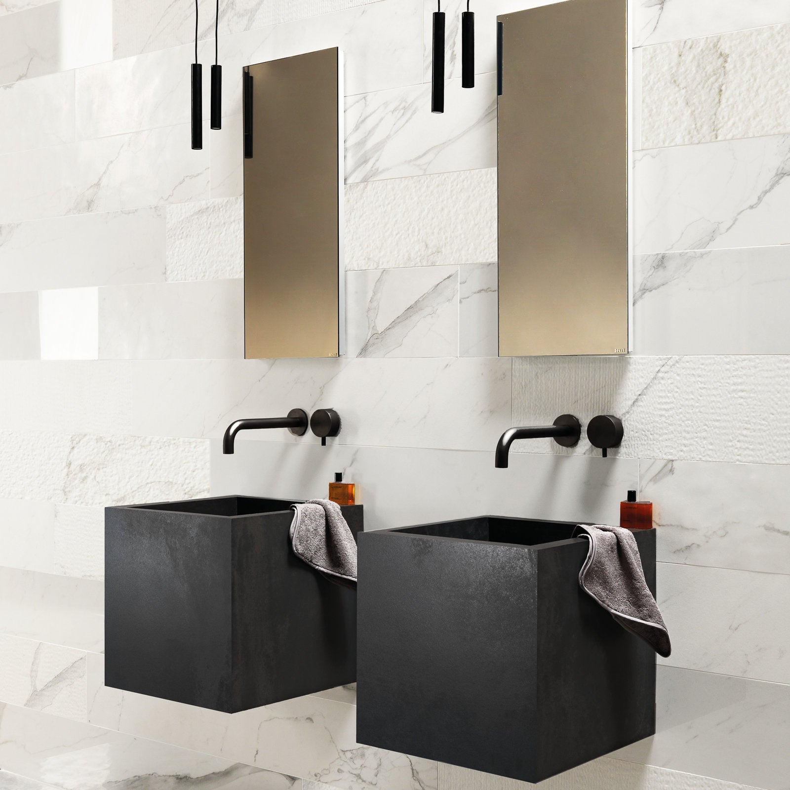 Premium Marble Phone Stand - Elegant & Durable Marble Holder for Smartphones - Perfect for Home, Office, and Travel Use