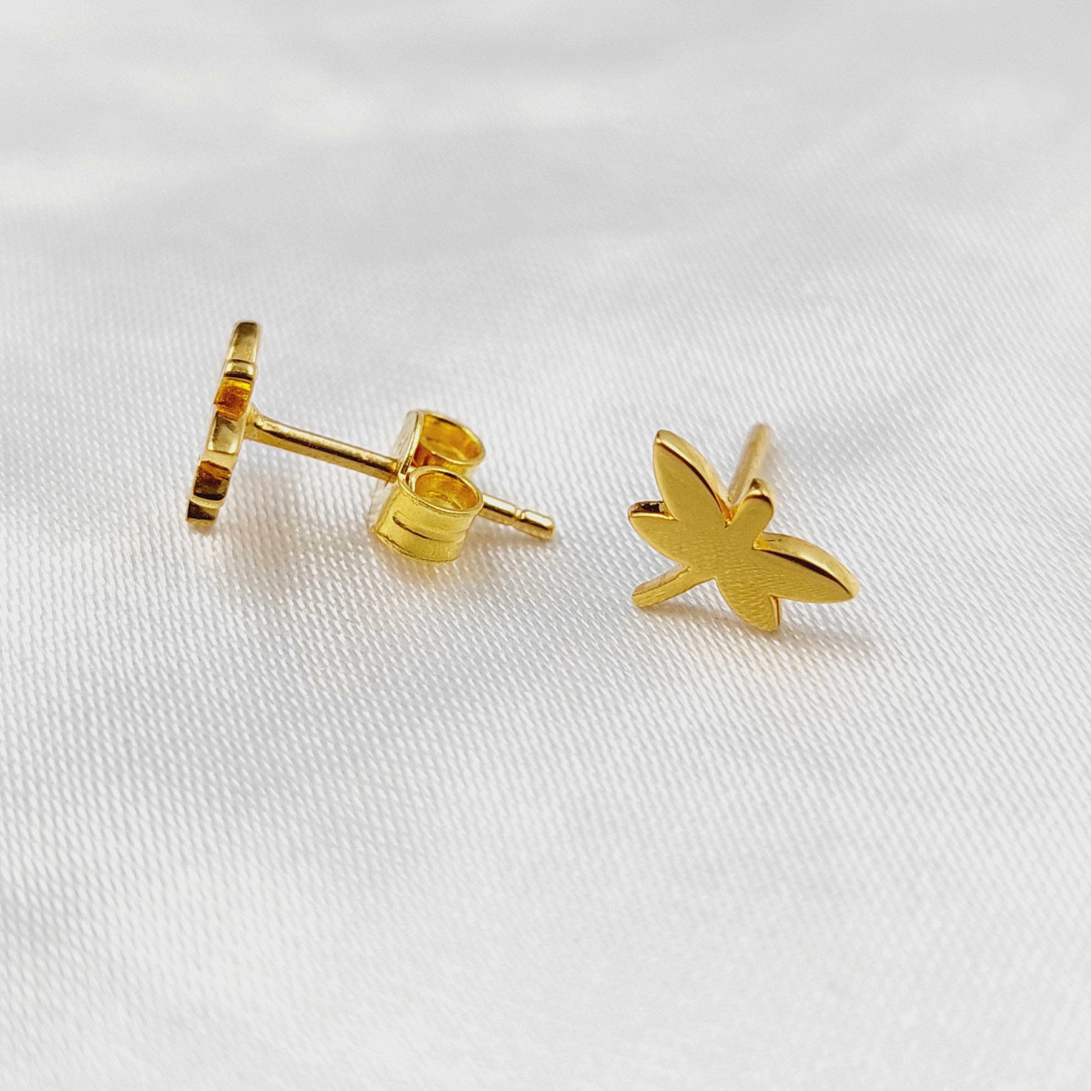 Kids Screw Earrings for Girls - Hypoallergenic Stainless Steel Stud Earrings - Perfect for School, Parties & Everyday Wear