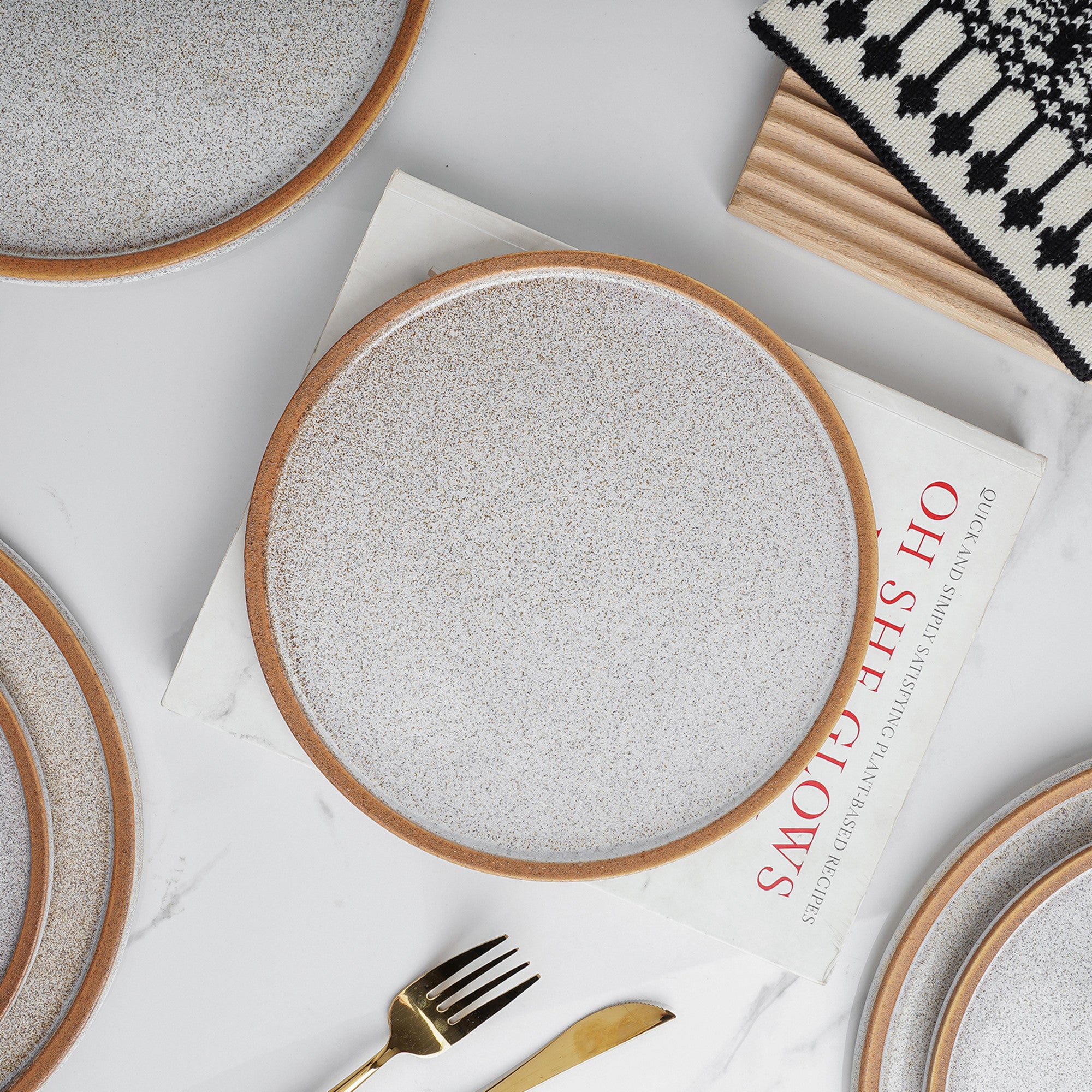 Vince Stoneware Salad Plate - Brown Ceramic Dinnerware for Restaurants, Home Dining & Party Serving | Durable & Stylish Tableware