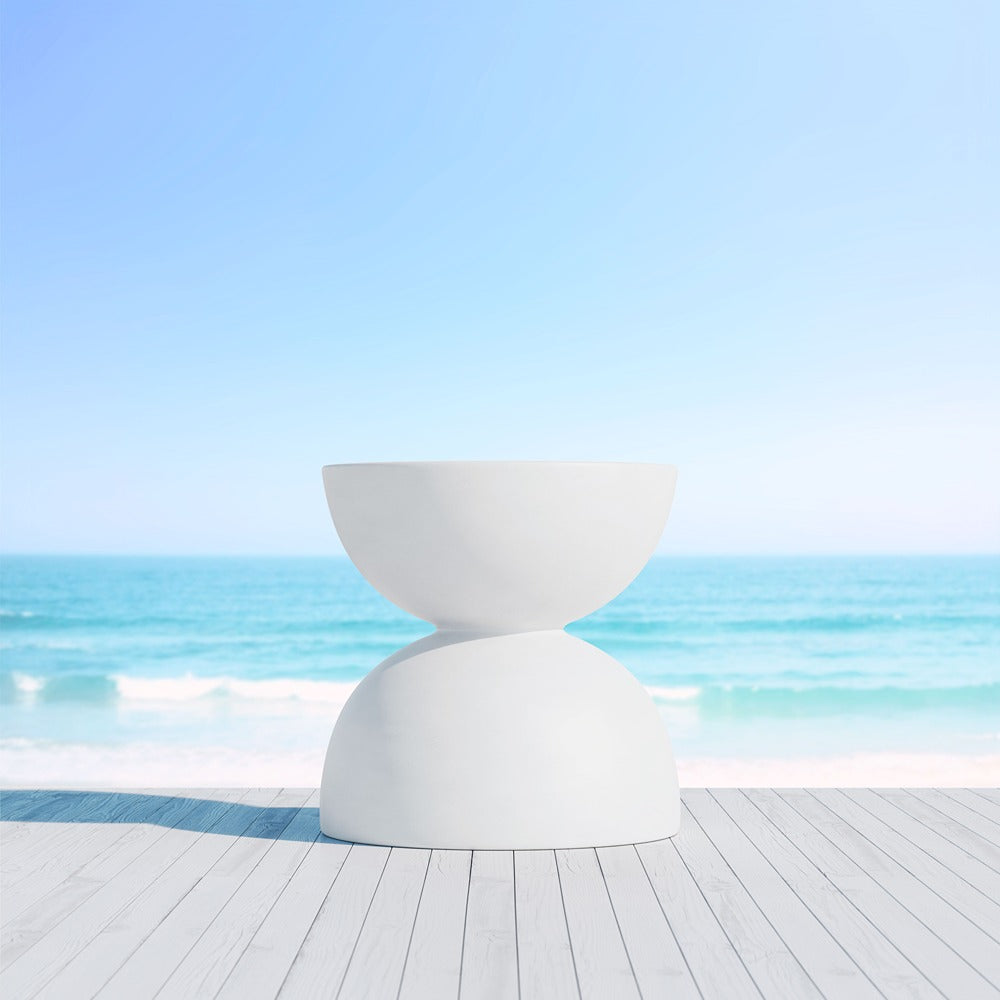 Modern Outdoor Concrete Side Table - Durable & Weatherproof Patio Furniture for Garden, Poolside, or Balcony Use