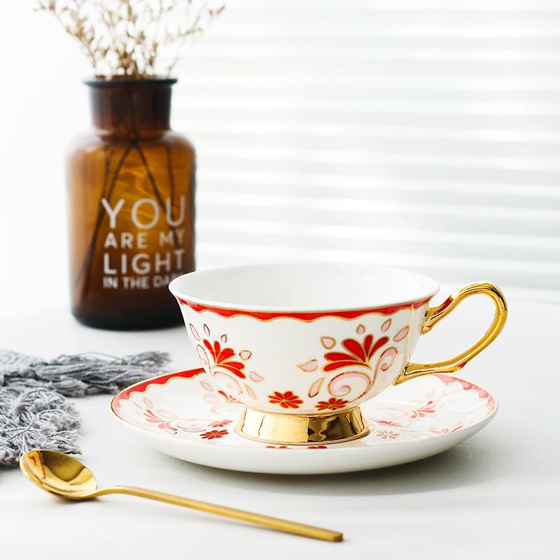 Elegant British Porcelain Tea & Coffee Cups Set with Gold Trim - Includes Saucers & Gift Box - Perfect for Afternoon Tea, Latte, and Gifting