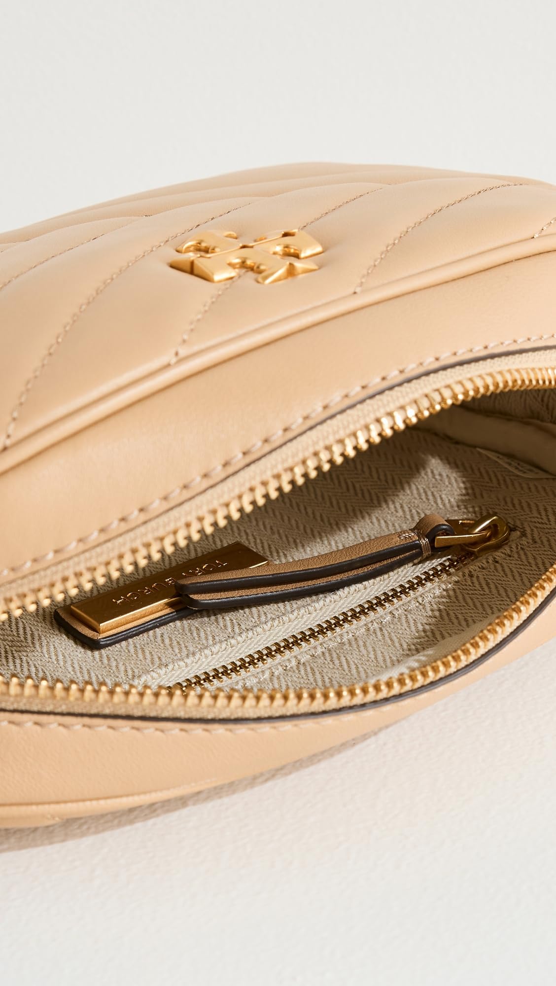 Tory Burch Women's Kira Chevron Camera Crossbody Bag - Stylish Leather Shoulder Purse for Work, Travel & Everyday Use
