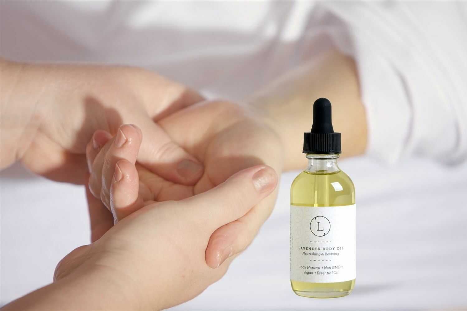 Organic CBD Lavender Body Oil for Relaxation & Moisturizing - THC-Free, All-Natural Skin Care - Perfect for Massage, Aromatherapy & Daily Hydration
