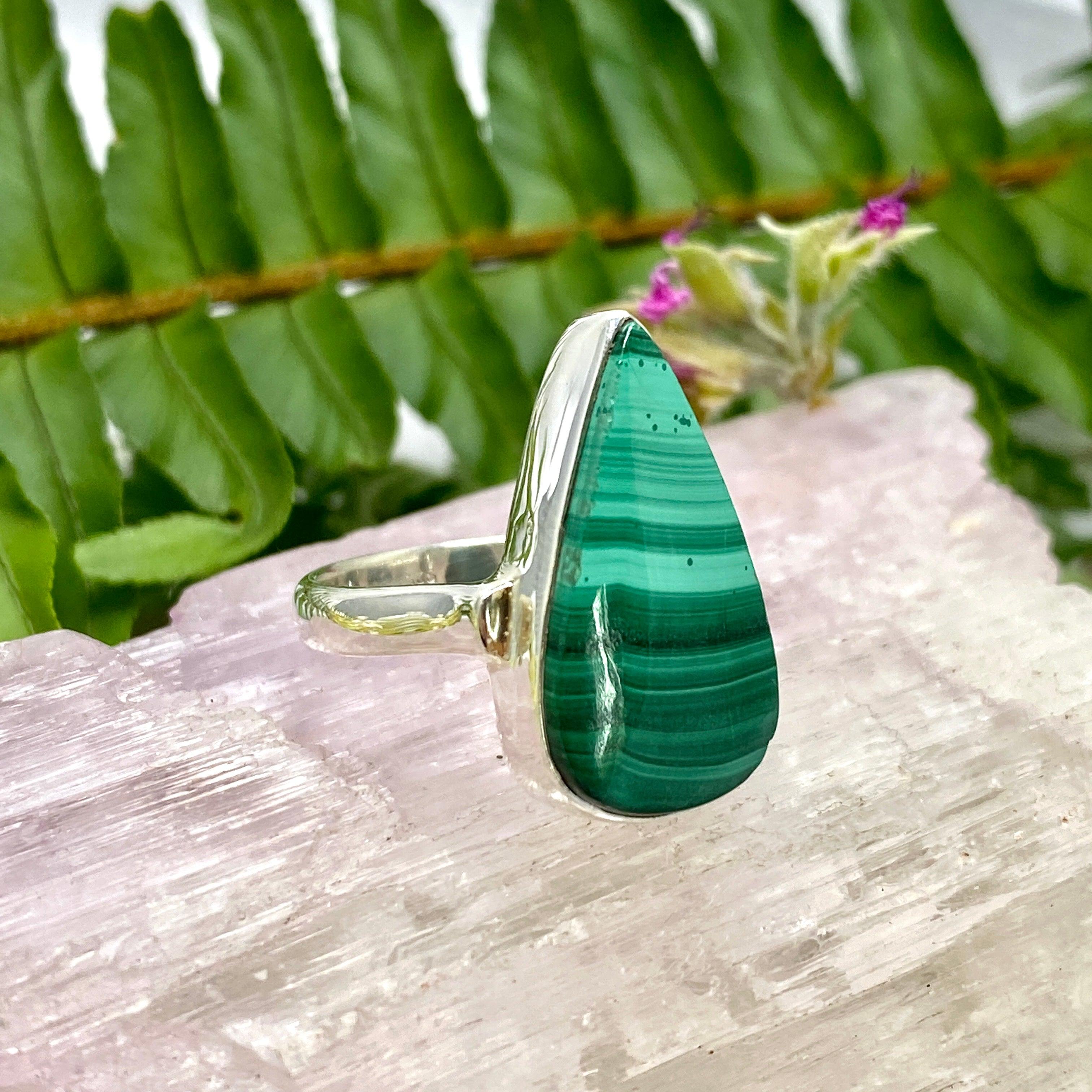 Malachite Teardrop Ring - Size 9 - KRGJ2623 - Elegant Green Stone Jewelry for Women, Perfect for Parties, Weddings & Everyday Wear