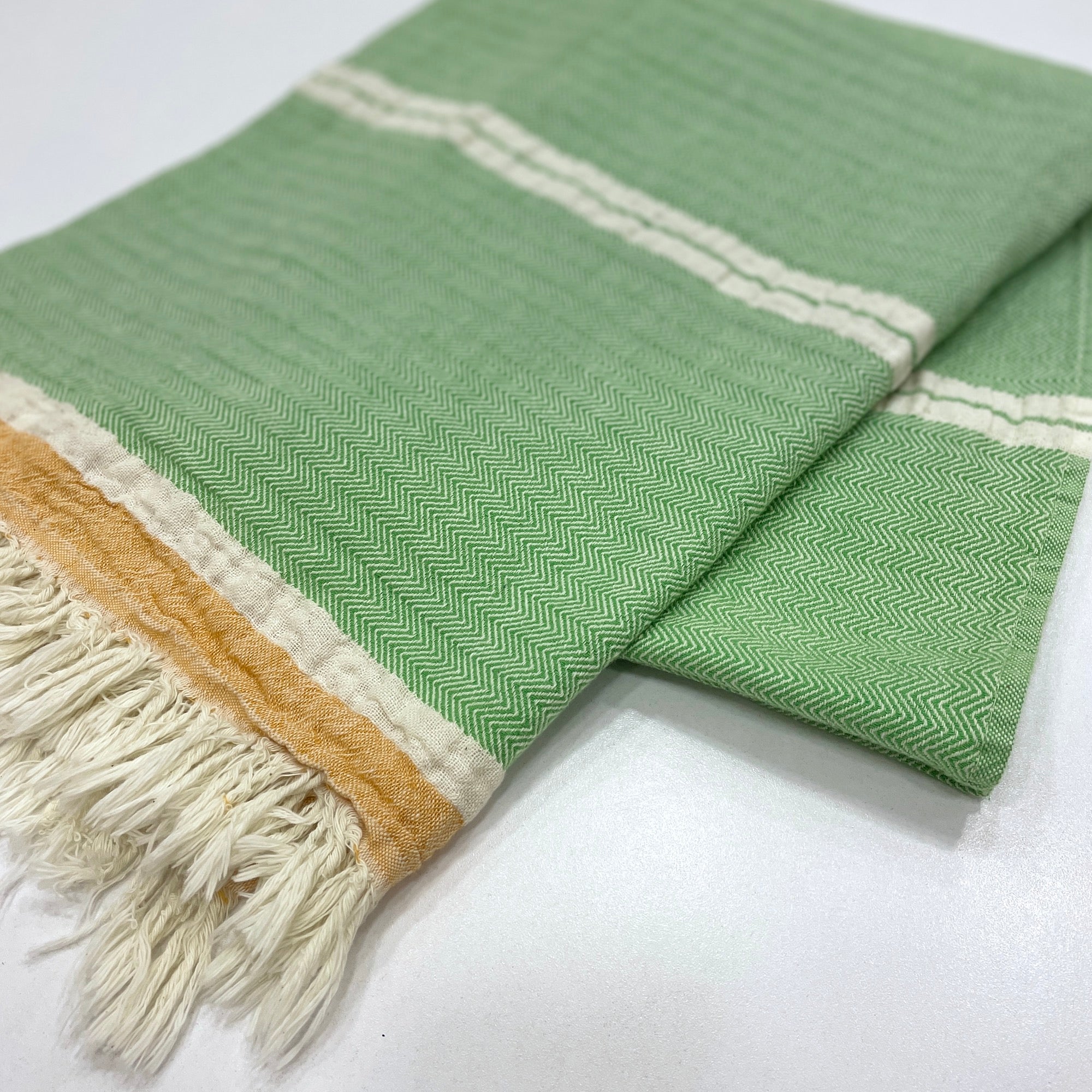 Premium Turkish Cotton Chevron Green Beach Towel - Soft, Absorbent & Quick-Drying for Pool, Spa, and Travel Use