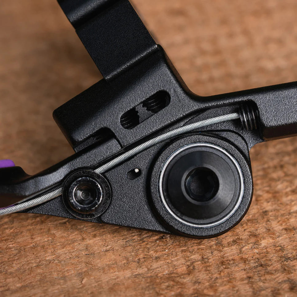 OneUp Dropper Lever V3 - Premium Bike Dropper Post Remote Lever for MTB & Mountain Biking - Lightweight & Durable for Trail, Enduro & Downhill Riding