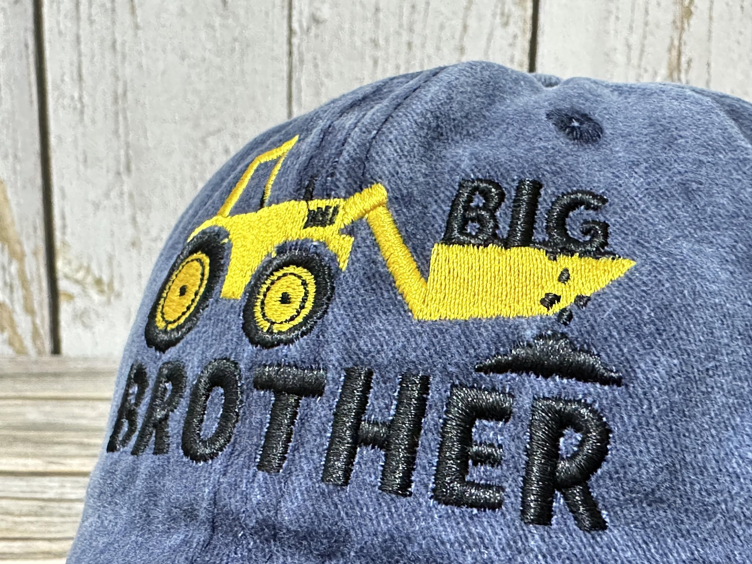Embroidered Baseball Caps for Kids - Stylish & Comfortable for Outdoor Play