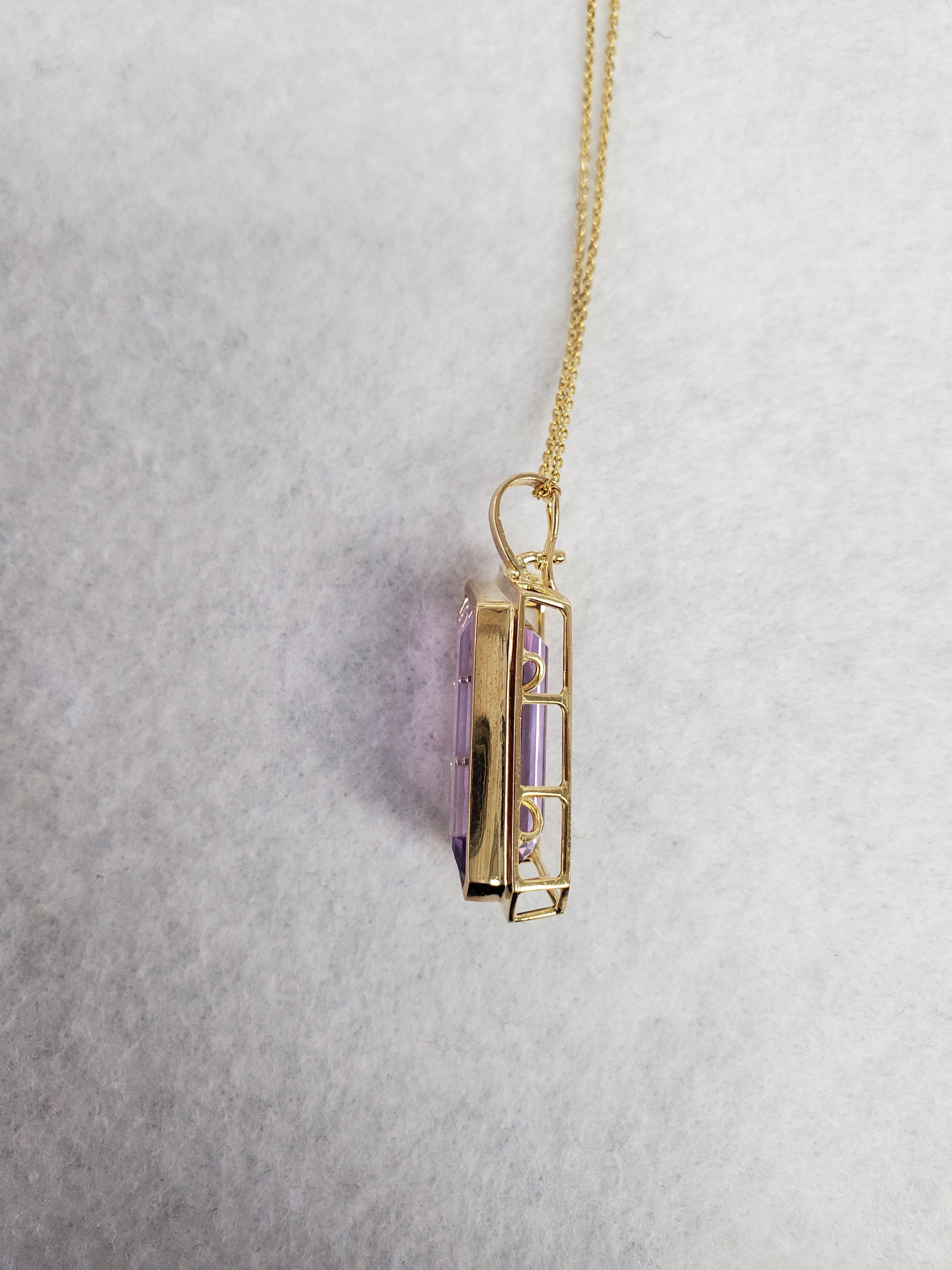 8 Carat Natural Amethyst Pendant Necklace in 14K Yellow Gold - Elegant Jewelry Gift for Women, Perfect for Weddings, Anniversaries & Special Occasions