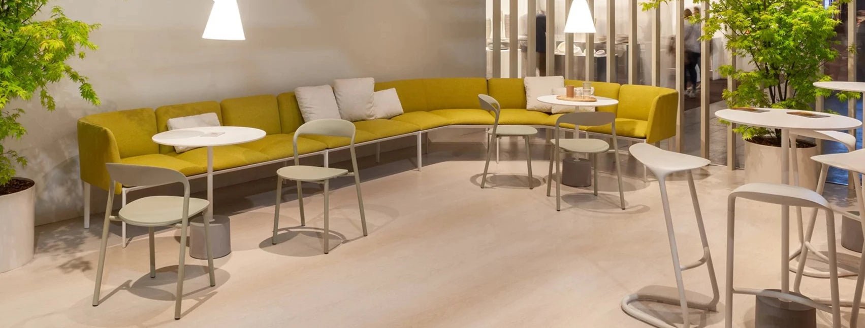 Lapalma Hawi S420 Stackable Chair - Modern & Durable Design for Home, Office, and Restaurant Use