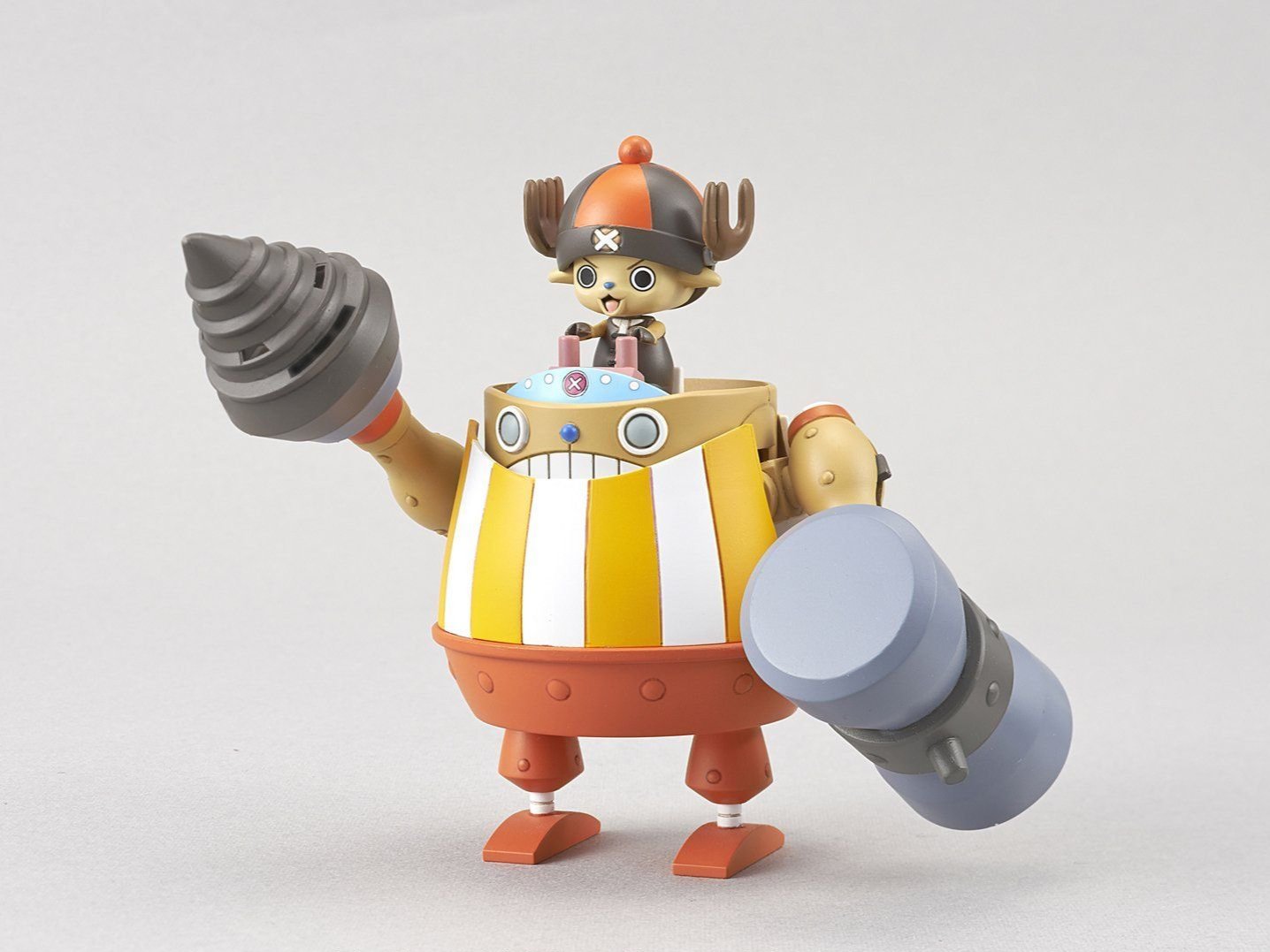 Bandai One Piece Chopper Robot Super 04 Kung Fu Tracer Model Kit - Anime Action Figure Collectible for Fans - Perfect for Display, Gifts & Cosplay